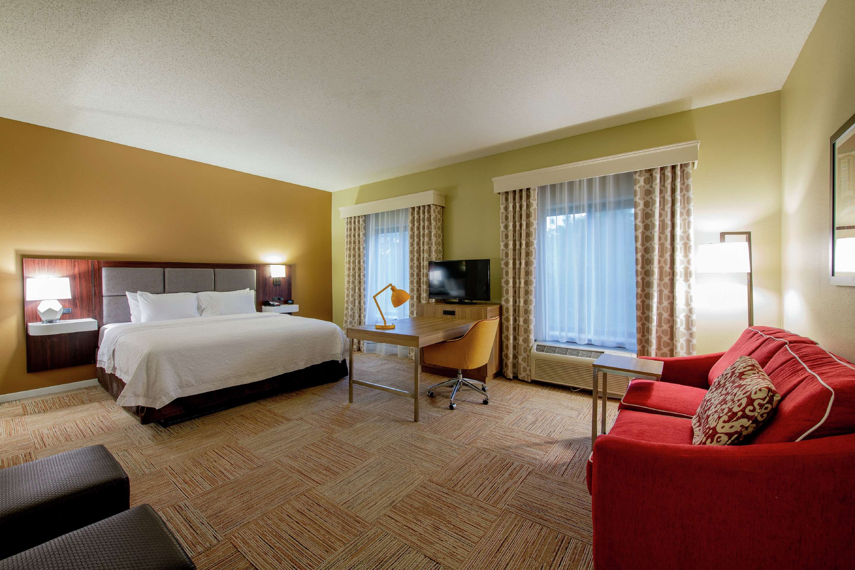 Guest room