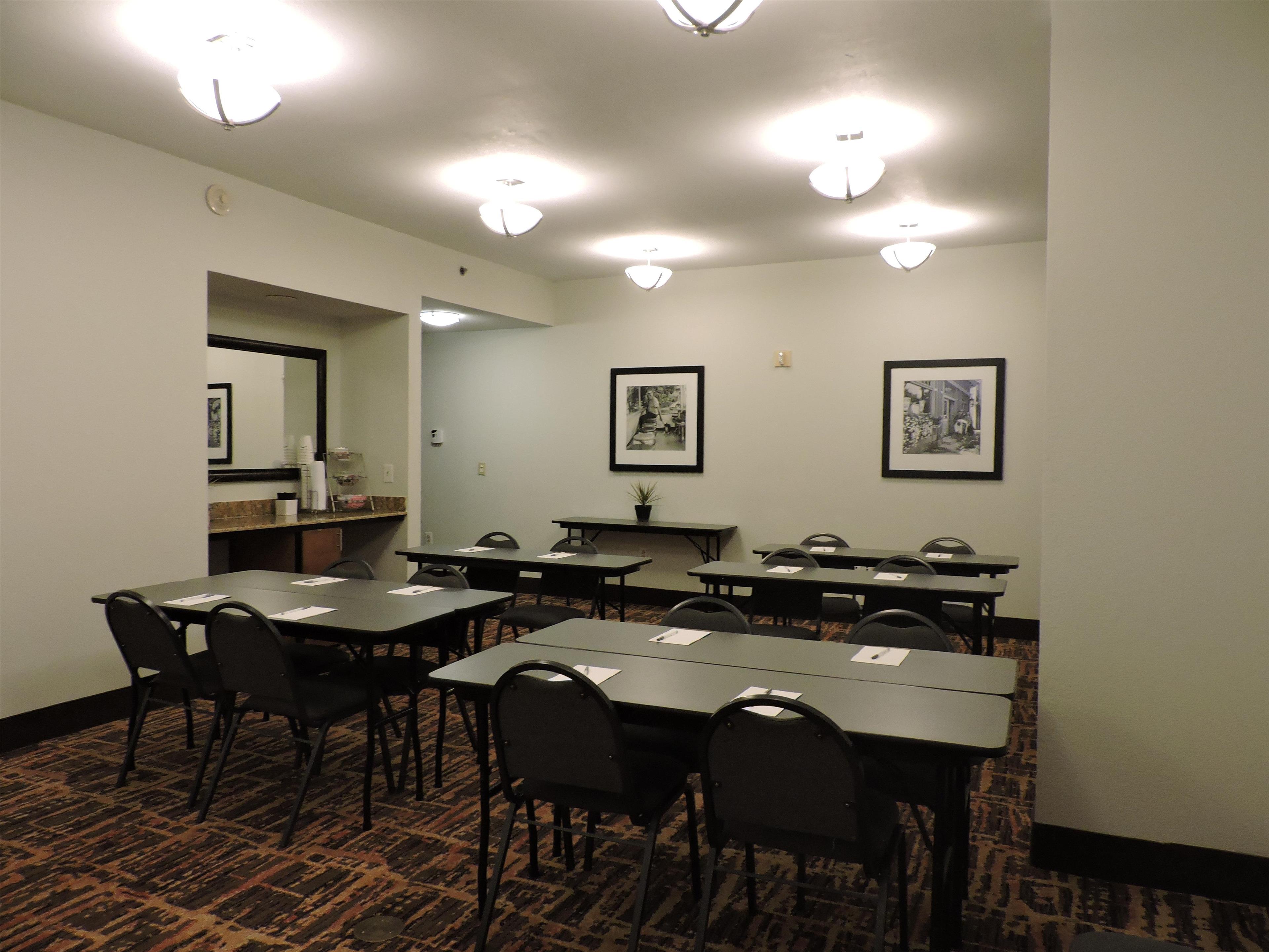 Meeting Room | Spark by Hilton Lafayette