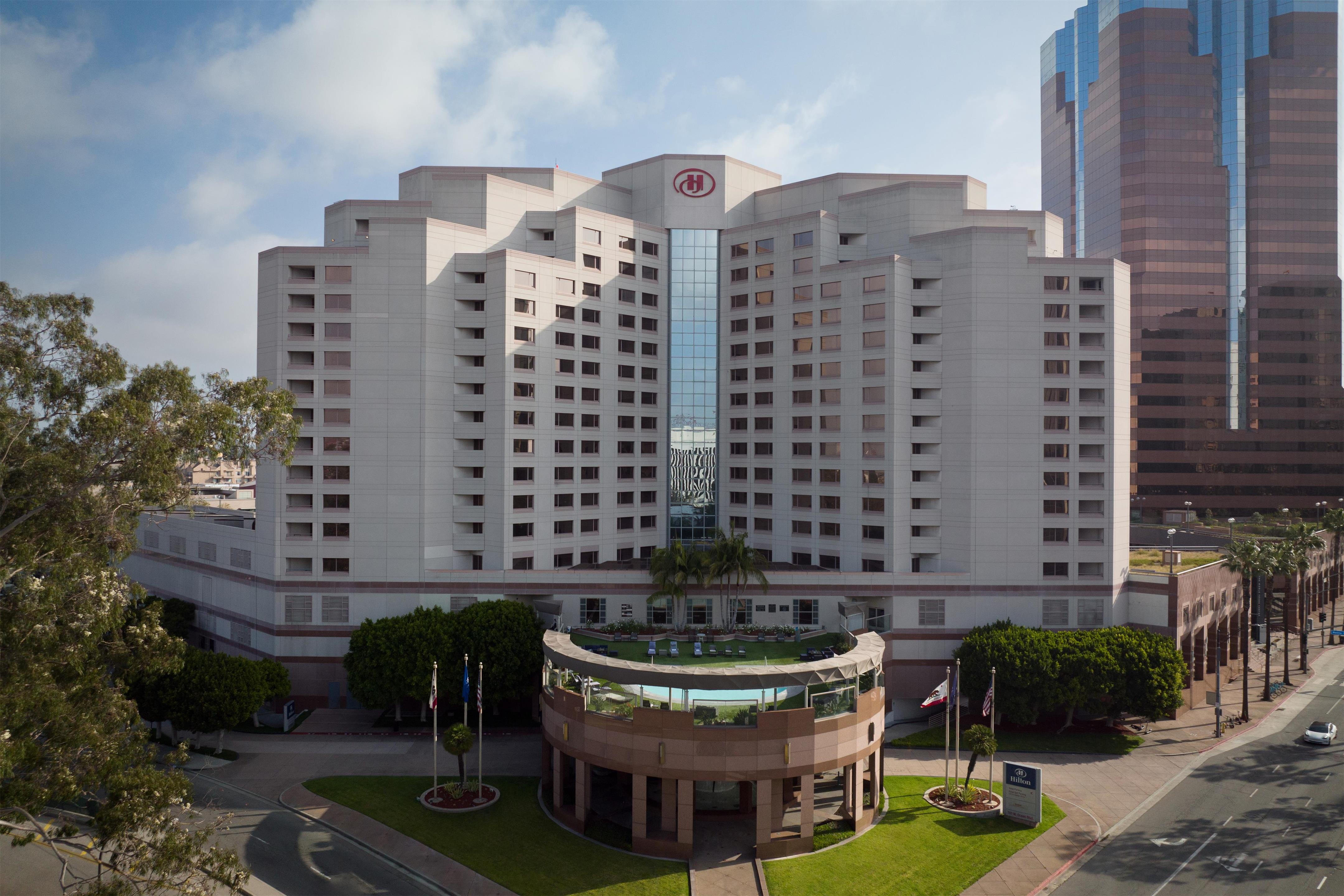 Exterior | Hilton Long Beach Hotel