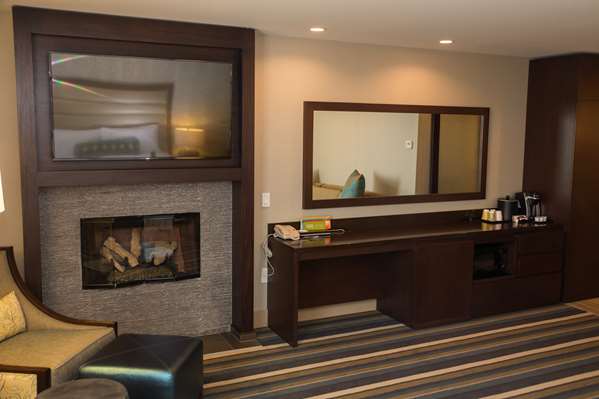  - Hilton Garden Inn Montebello