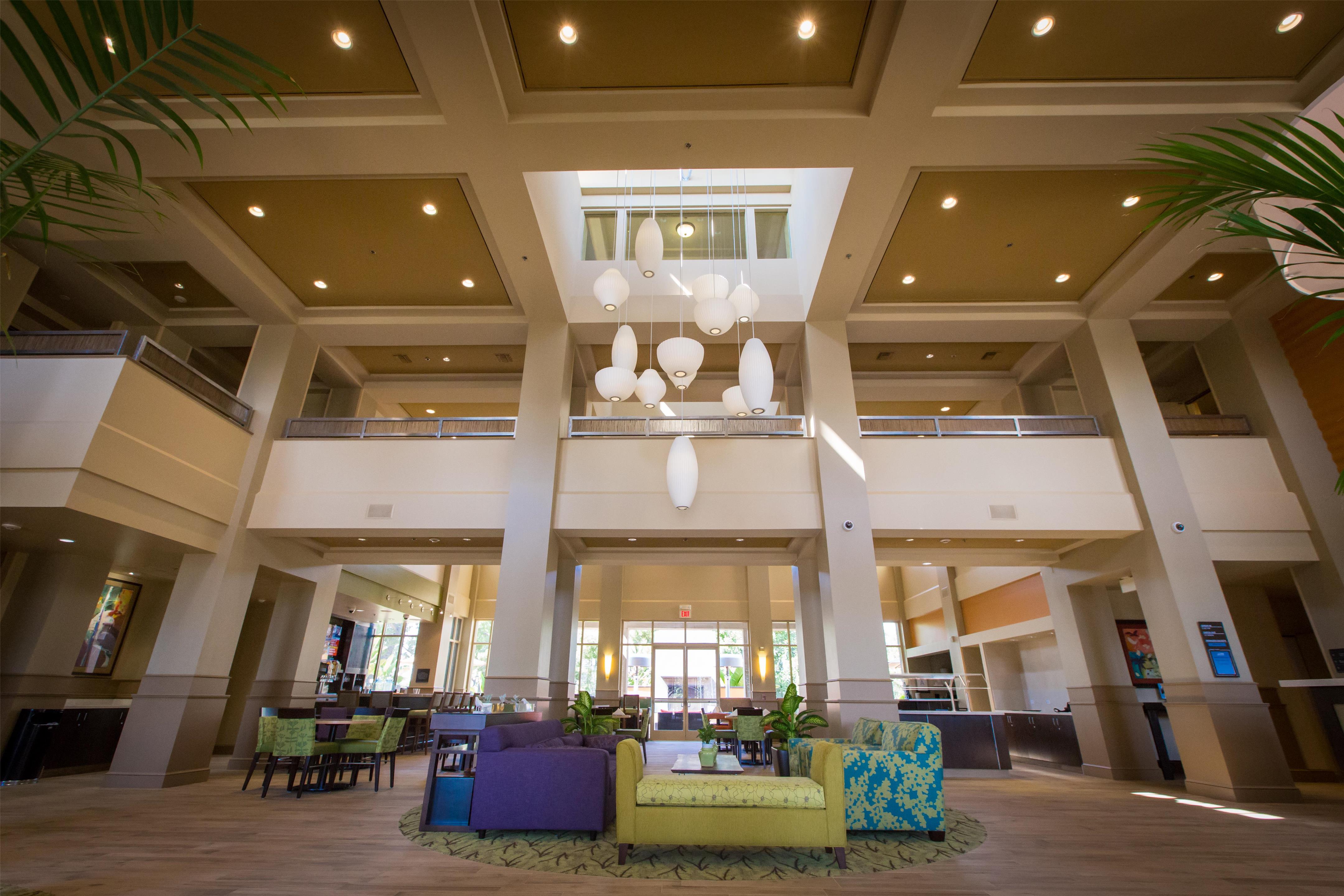 Lobby | Hilton Garden Inn Los Angeles Montebello