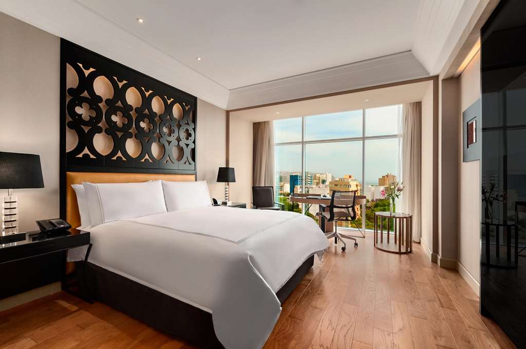 Hilton Lima Miraflores - Tap to explore photos