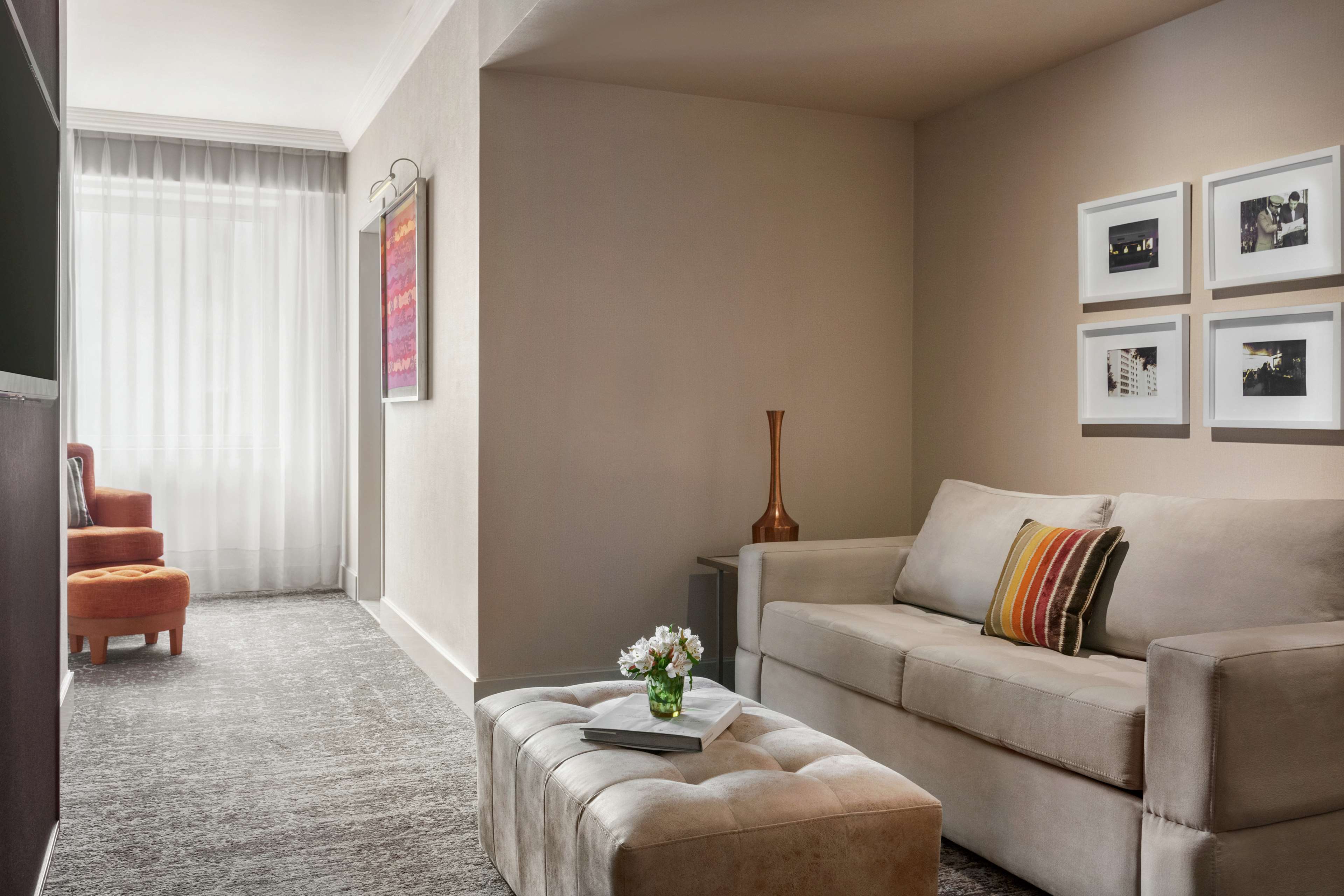 El Pardo DoubleTree by Hilton Room Type - 1 KING JR SUITE