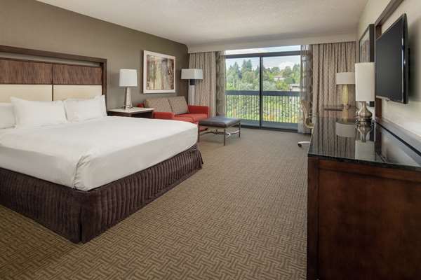  - Hilton Hotel Bellevue - I-405, Exit 12