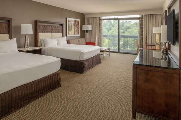  - Hilton Hotel Bellevue - I-405, Exit 12