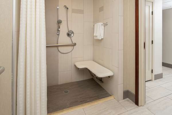  - Hilton Hotel Bellevue - I-405, Exit 12