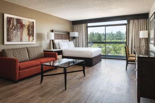  - Hilton Hotel Bellevue - I-405, Exit 12