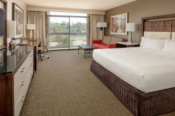  - Hilton Hotel Bellevue - I-405, Exit 12