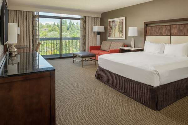  - Hilton Hotel Bellevue - I-405, Exit 12
