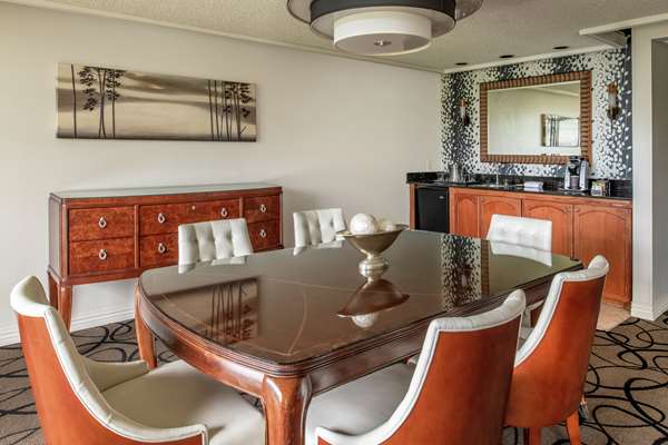  - Hilton Hotel Bellevue - I-405, Exit 12