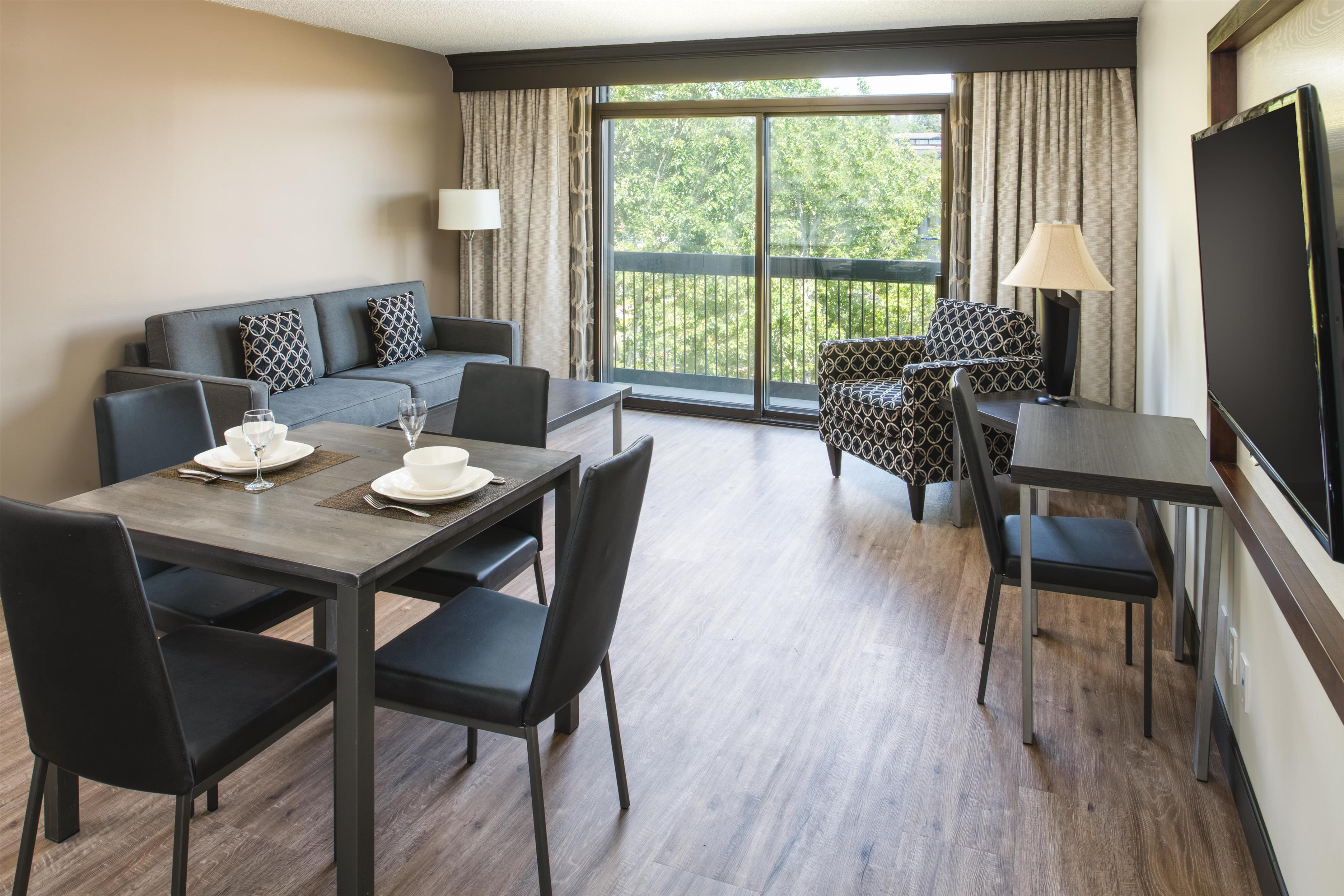 1 King Bed 1 Bedroom Suite