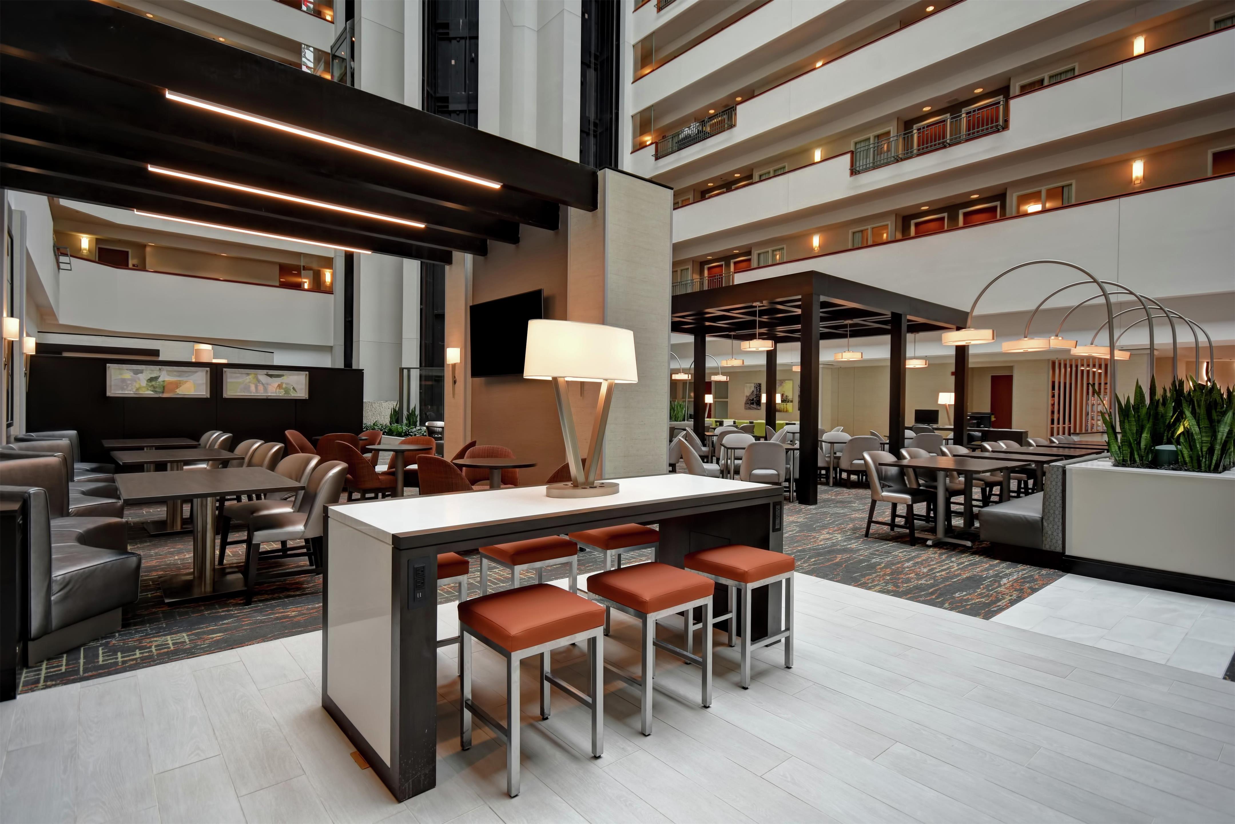 Restaurant | Embassy Suites Little Rock