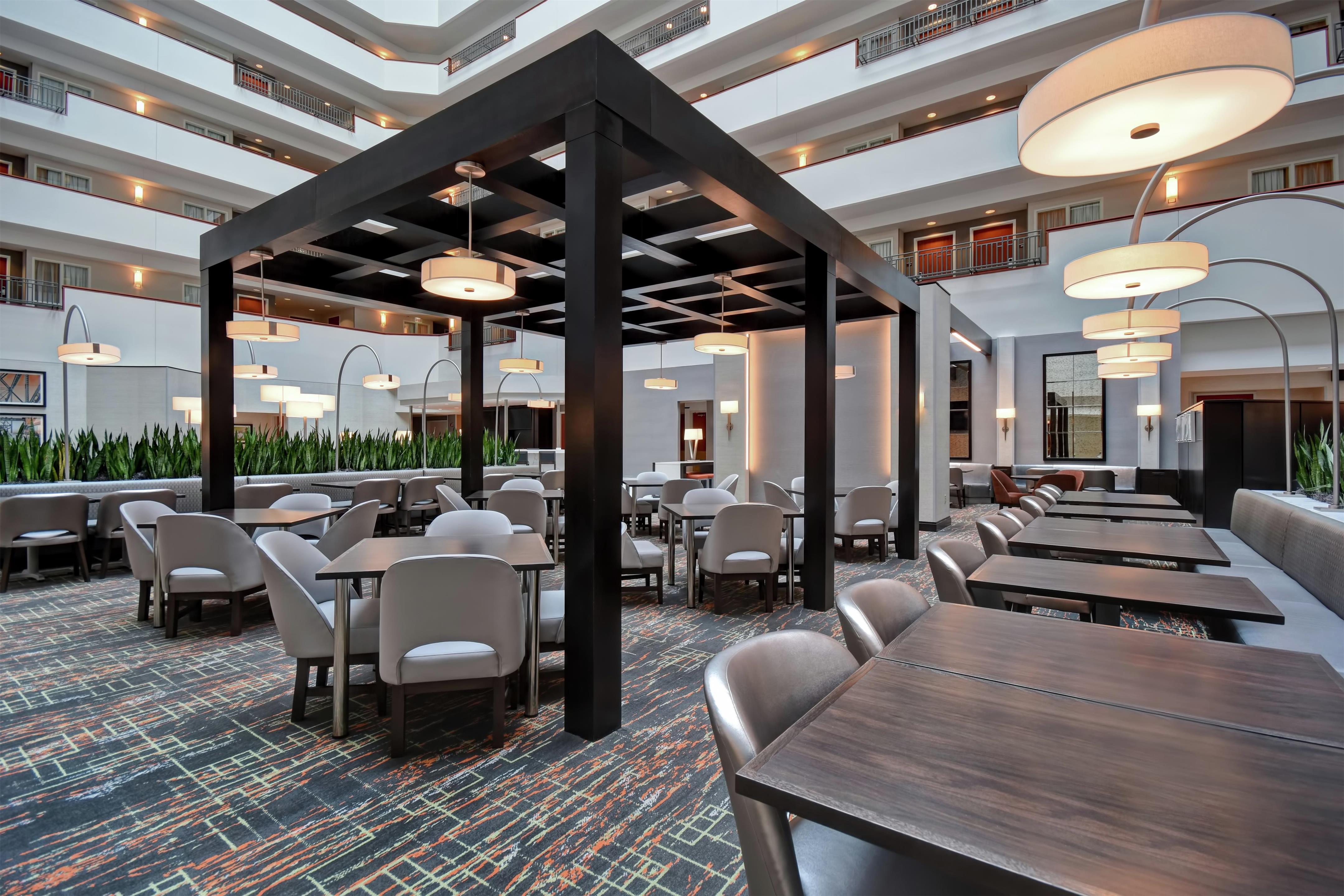 Restaurant | Embassy Suites Little Rock