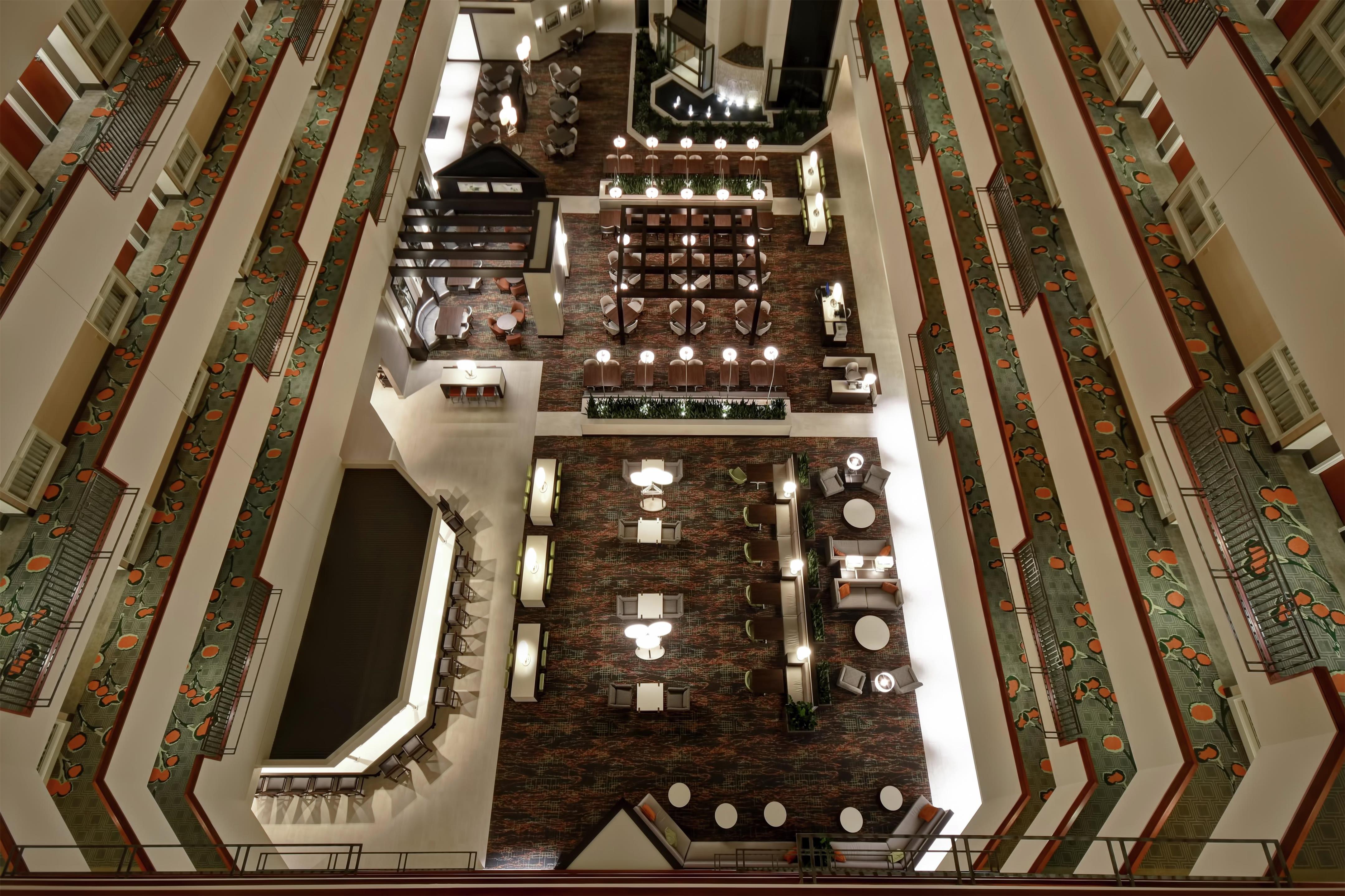 Lobby | Embassy Suites Little Rock