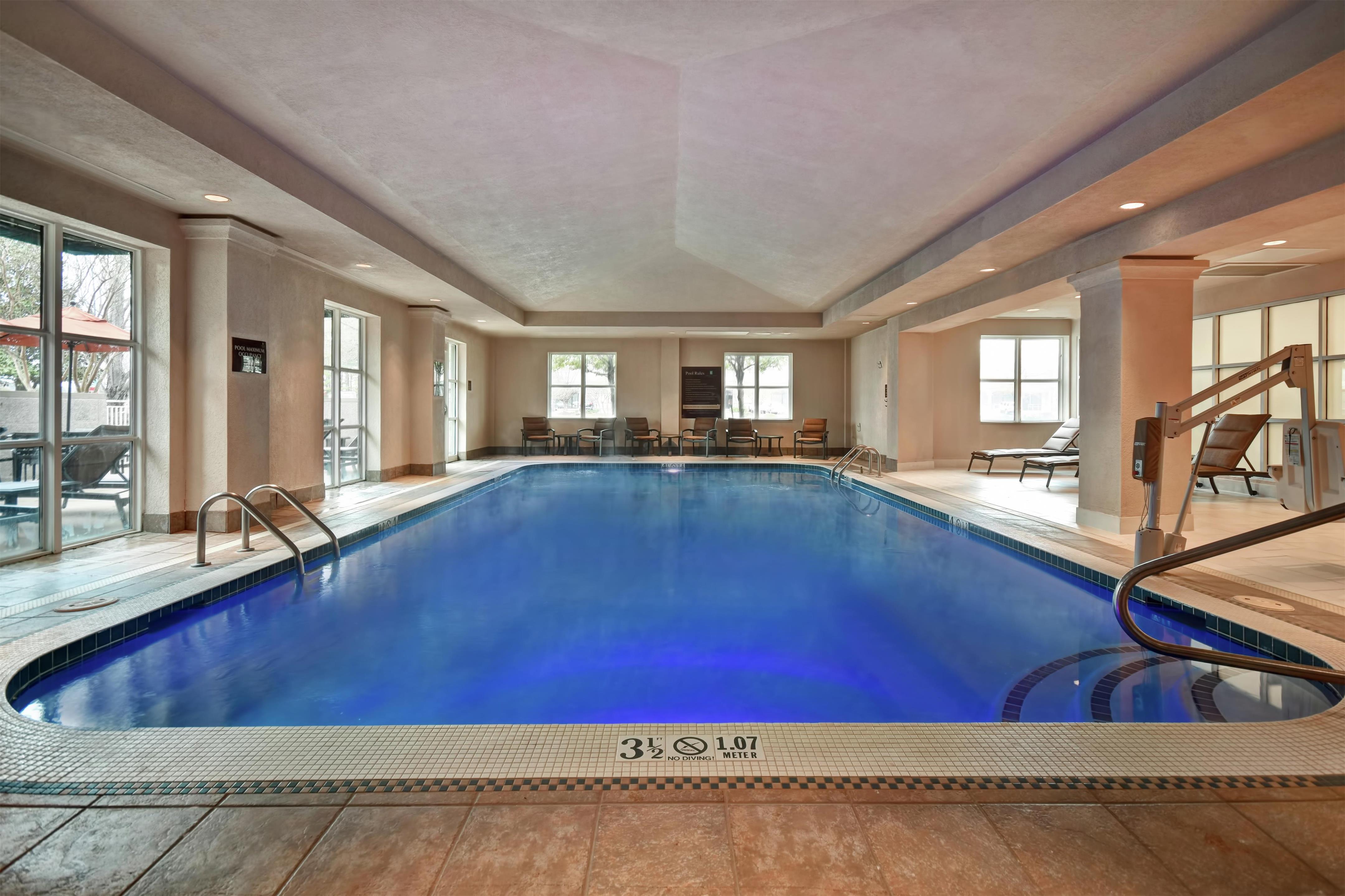Pool | Embassy Suites Little Rock