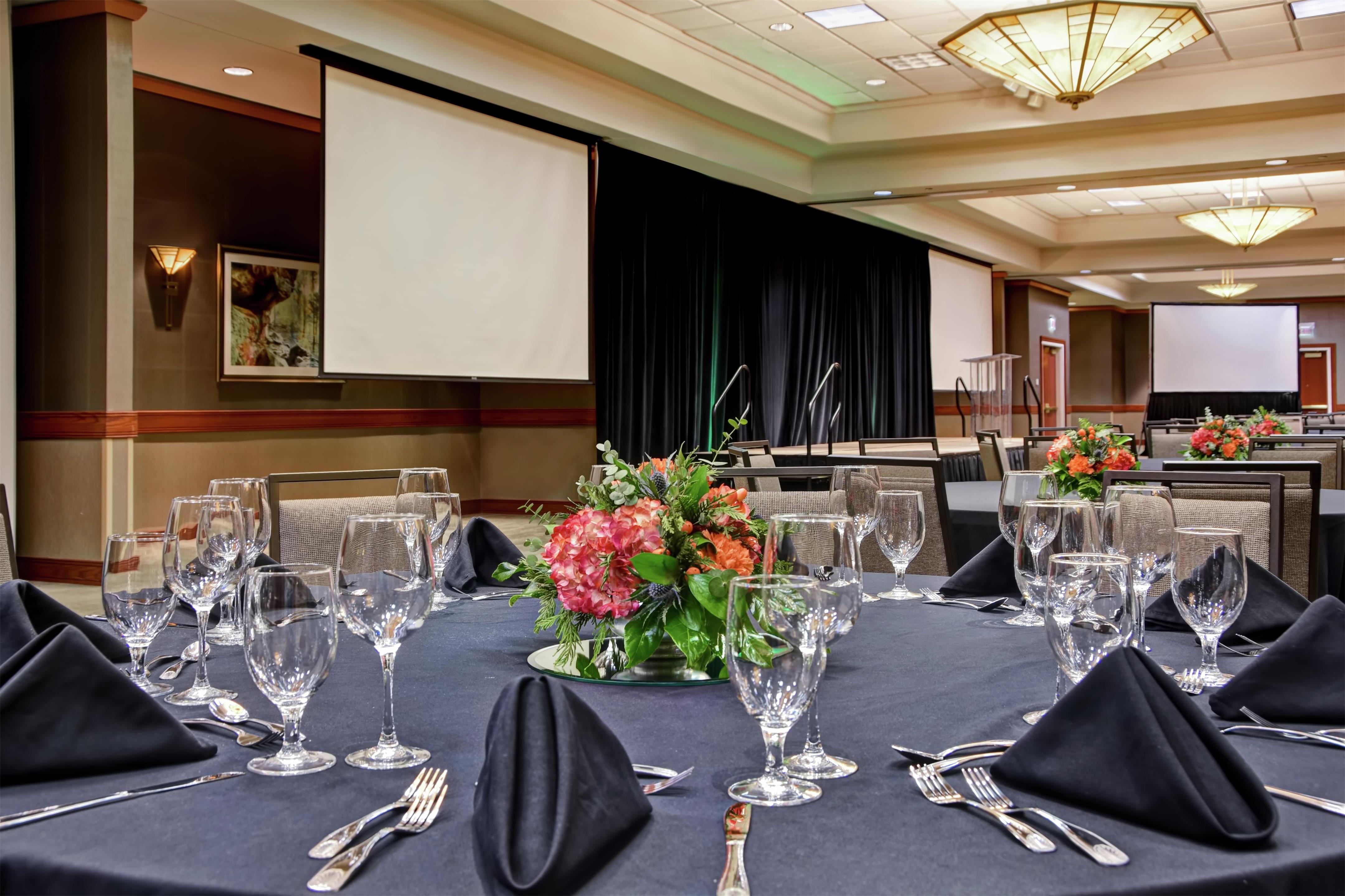 Meeting Room | Embassy Suites Little Rock