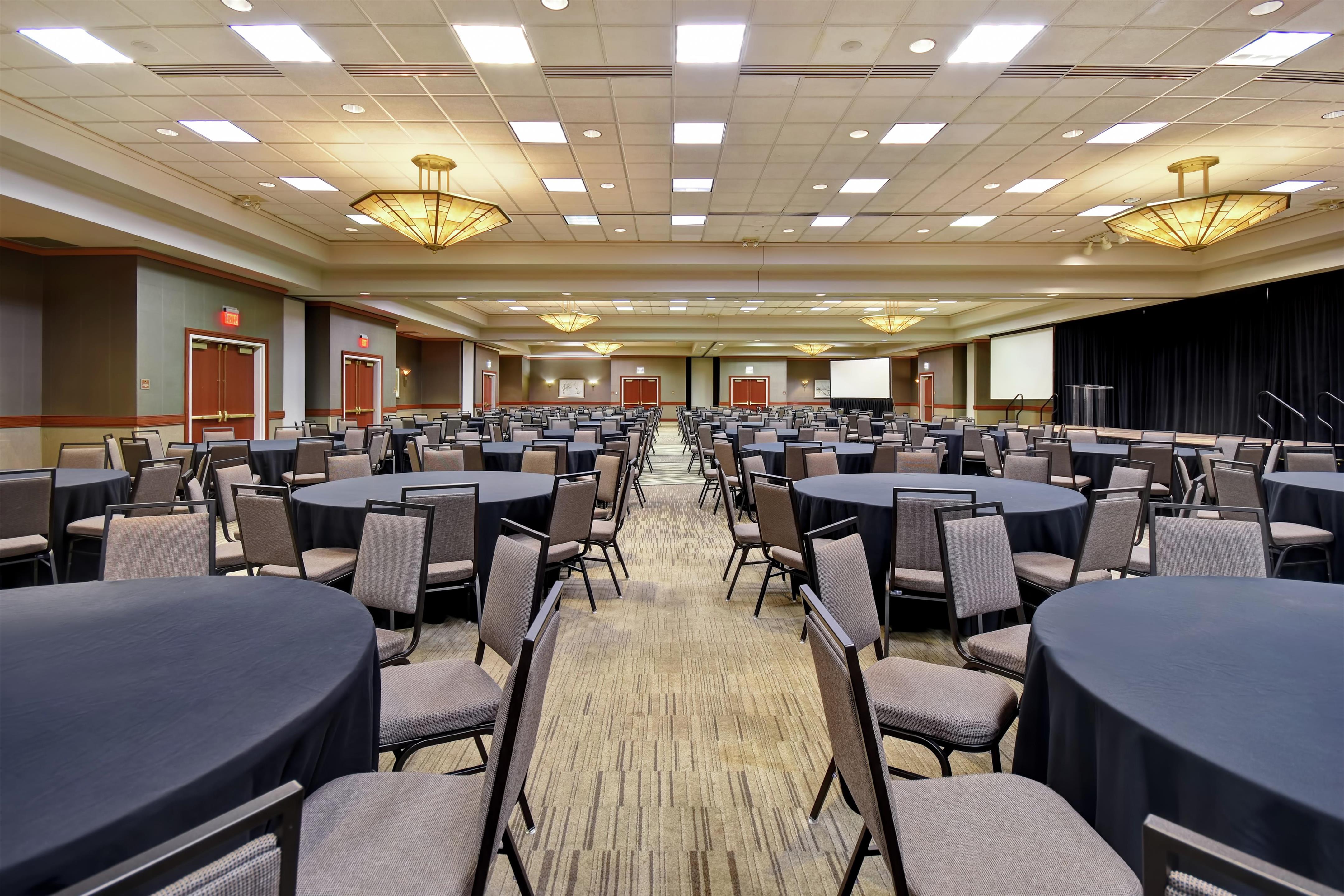 Meeting Room | Embassy Suites Little Rock