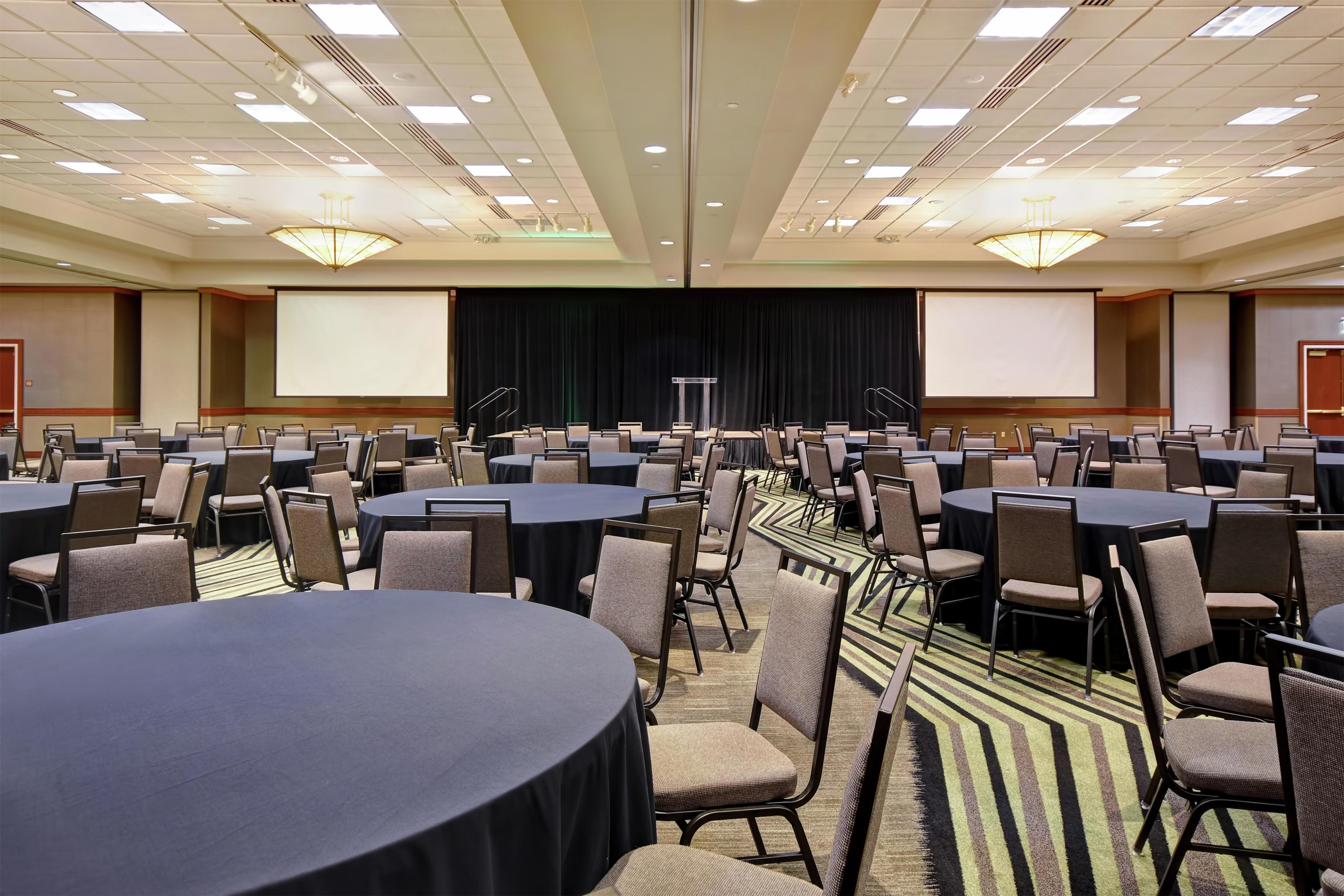 Meeting Room | Embassy Suites Little Rock