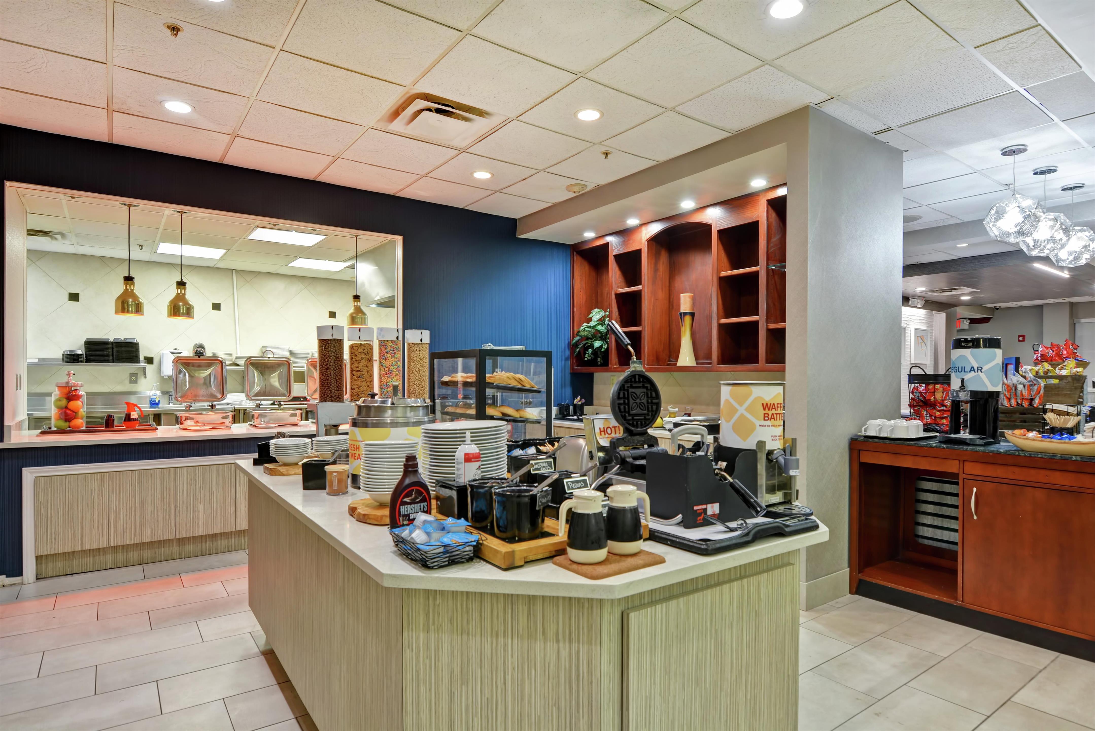 Restaurant | Hilton Garden Inn Conway