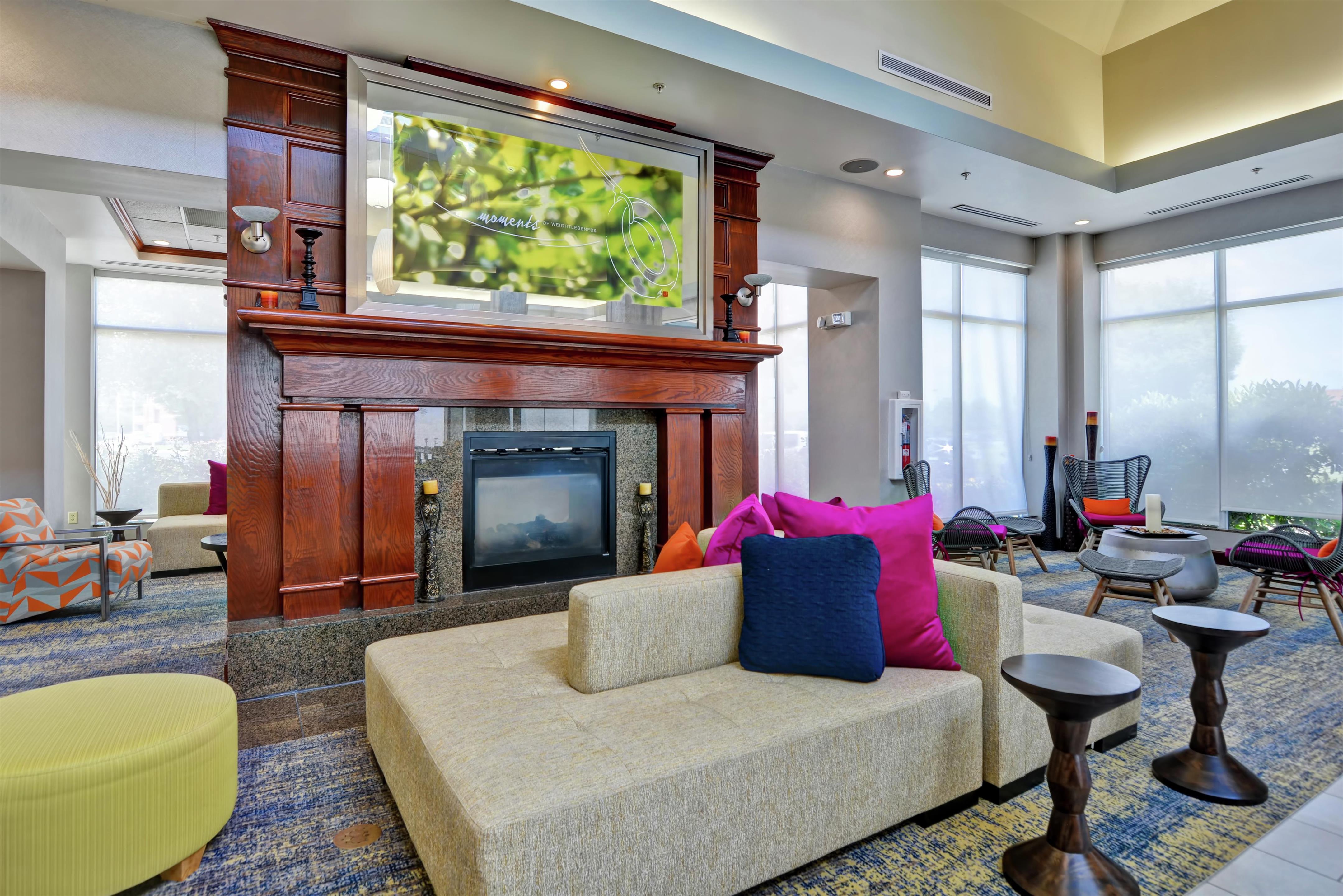 Lobby | Hilton Garden Inn Conway
