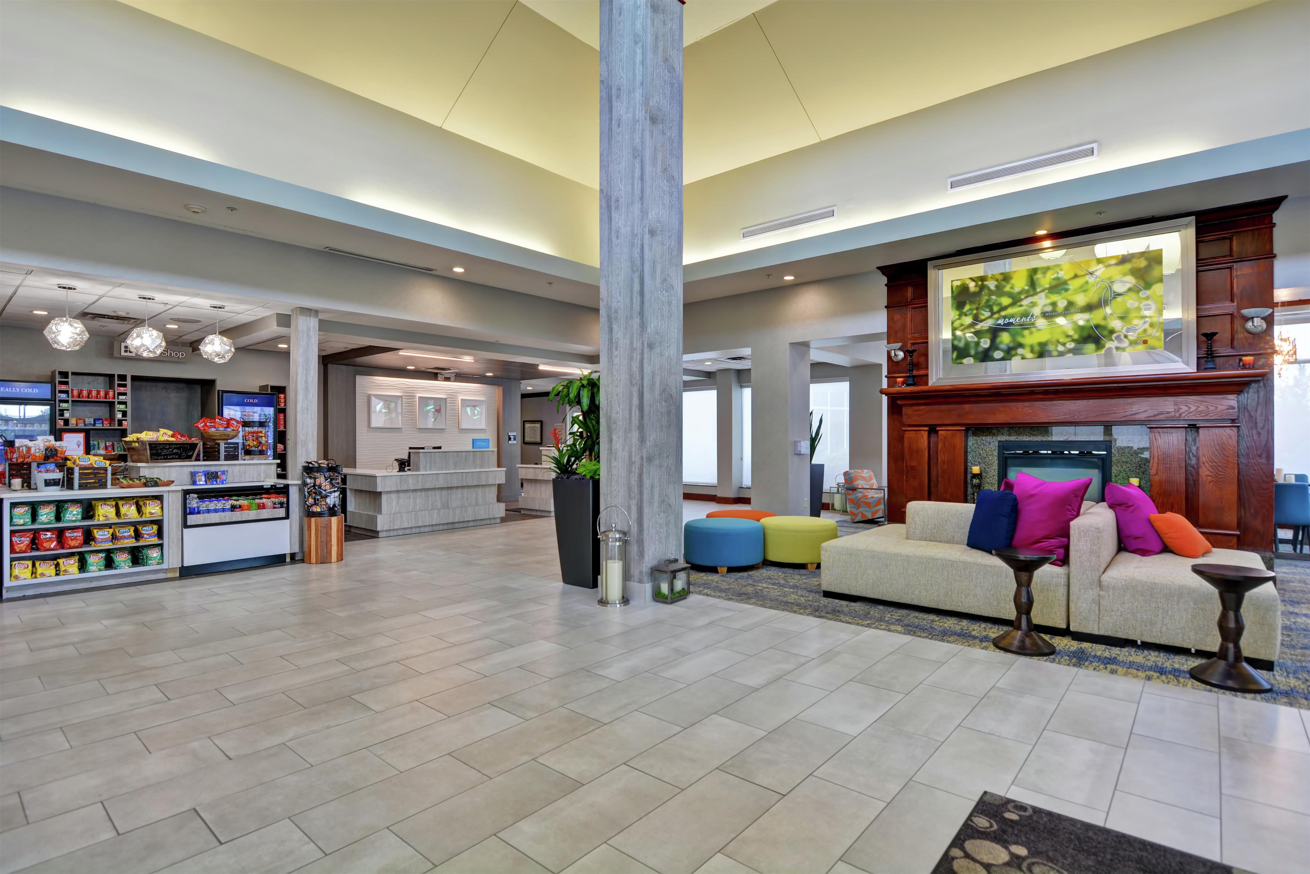 Lobby | Hilton Garden Inn Conway