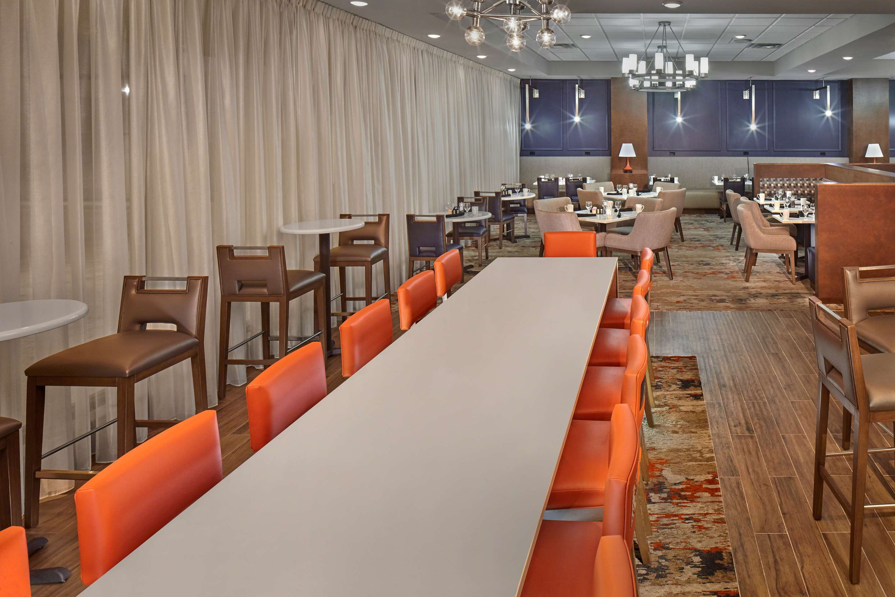 Restaurant | DoubleTree by Hilton Little Rock