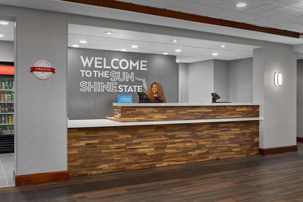  - Hampton Inn & Suites Lake Mary - I-4, Exit 101
