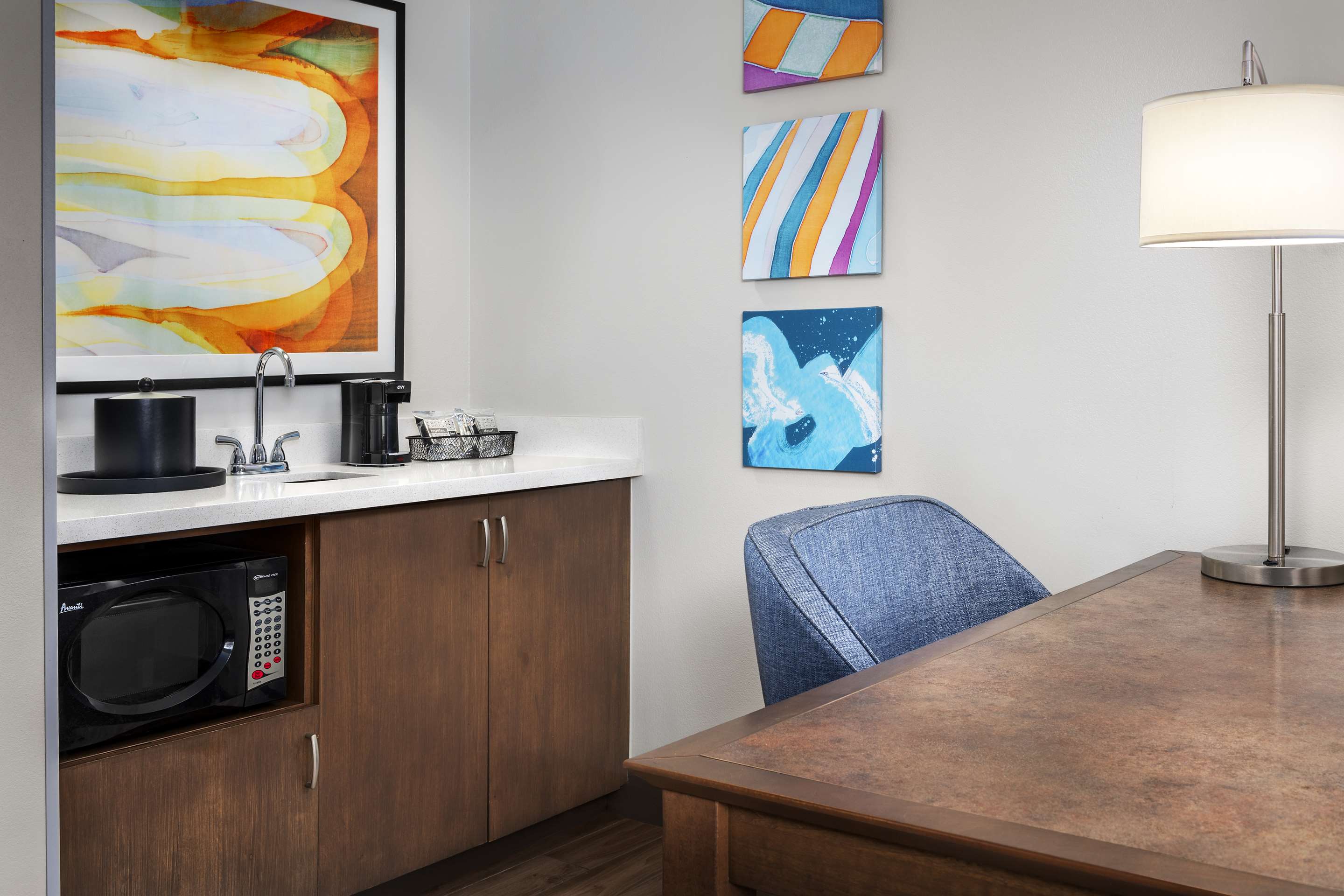 Guest room