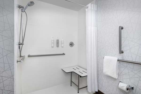  - Hampton Inn & Suites Lake Mary - I-4, Exit 101