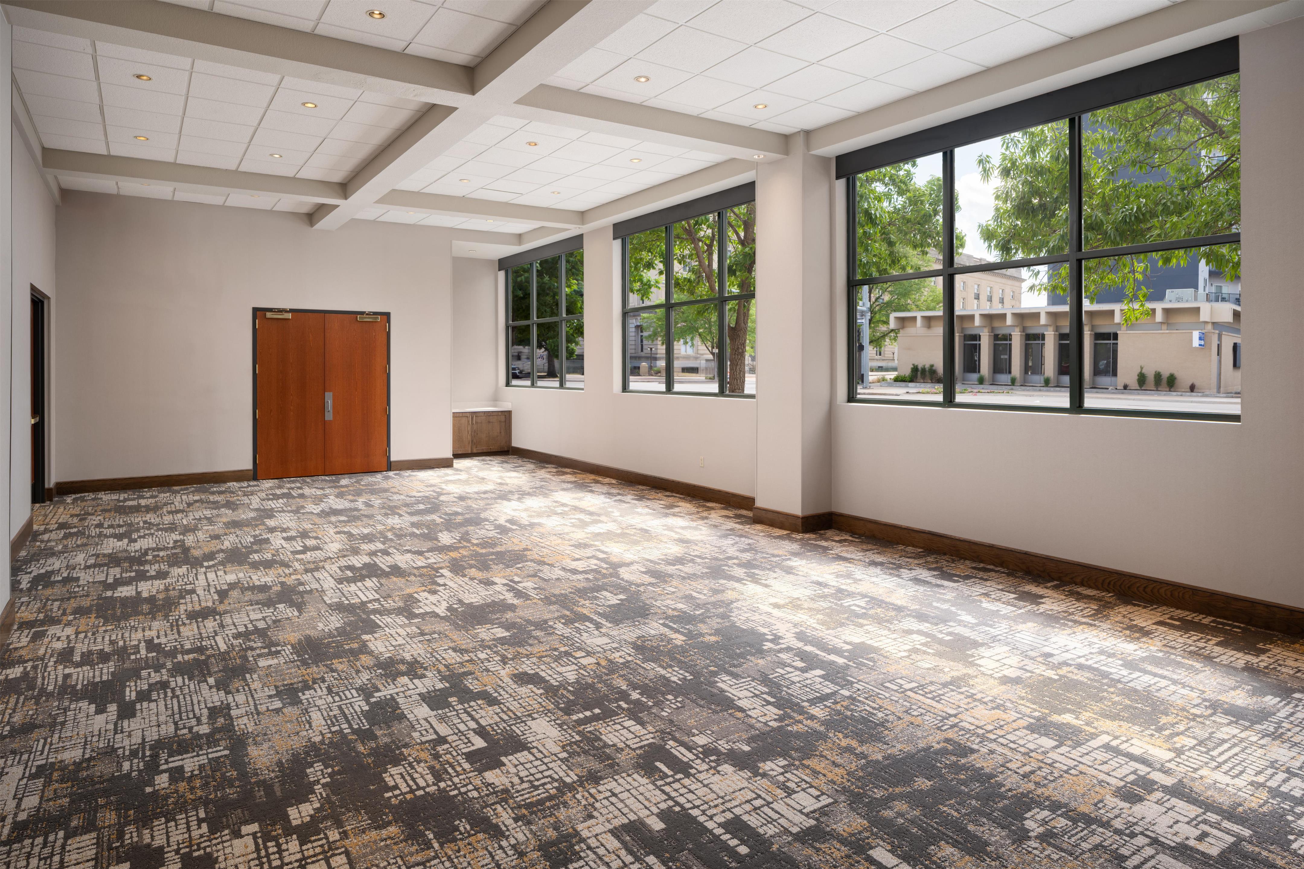 Meeting Room | Embassy Suites Lincoln