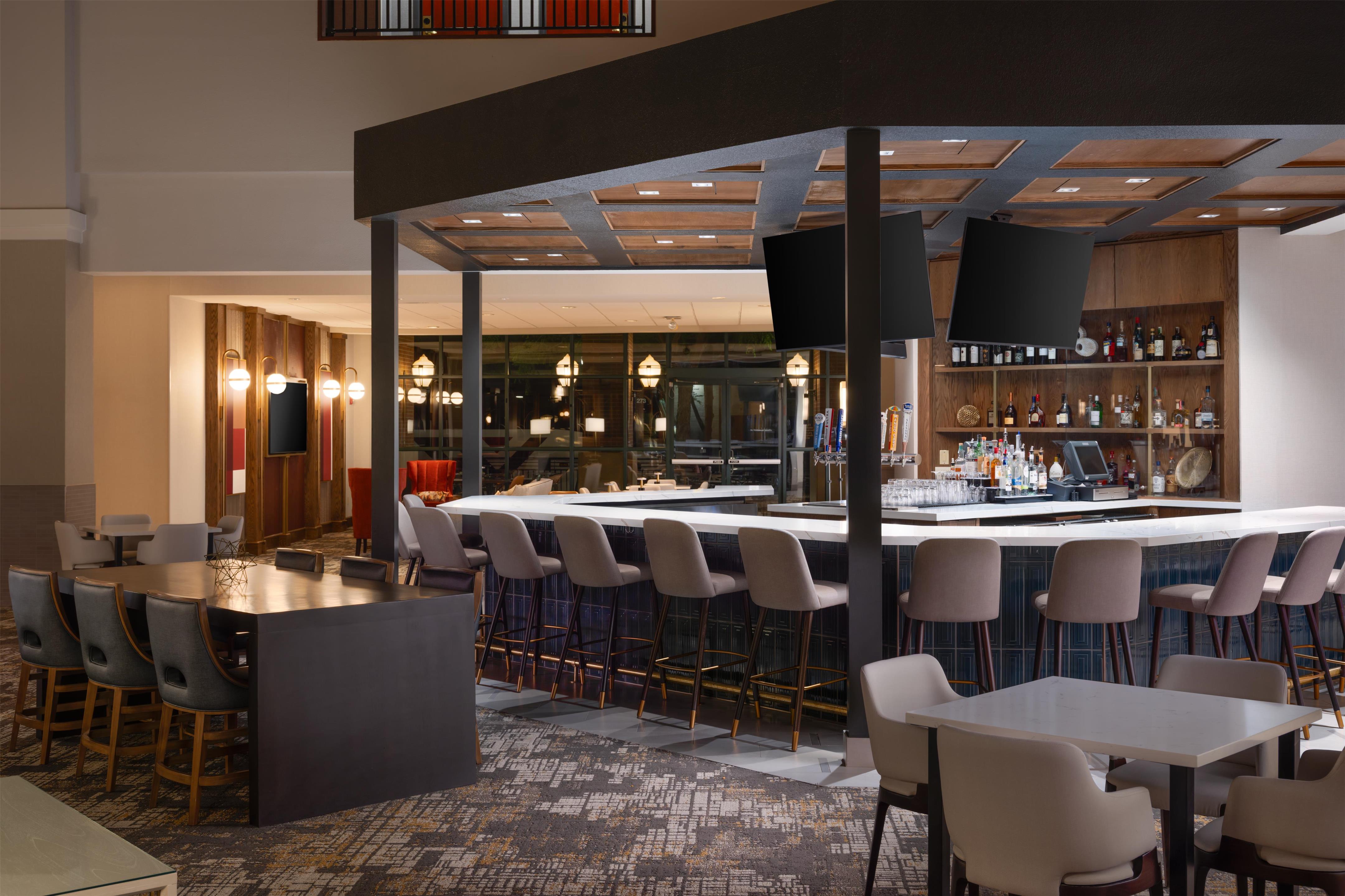 BarLounge | Embassy Suites Lincoln