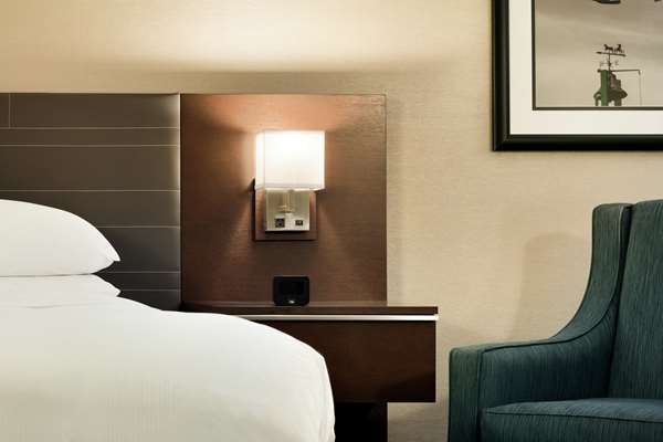  - DoubleTree Resort by Hilton Hotel Lancaster