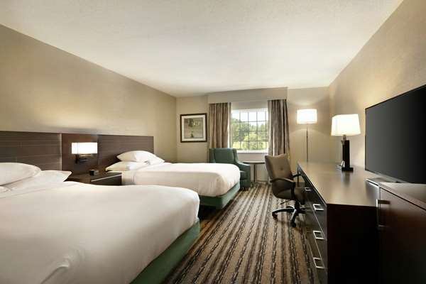  - DoubleTree Resort by Hilton Hotel Lancaster