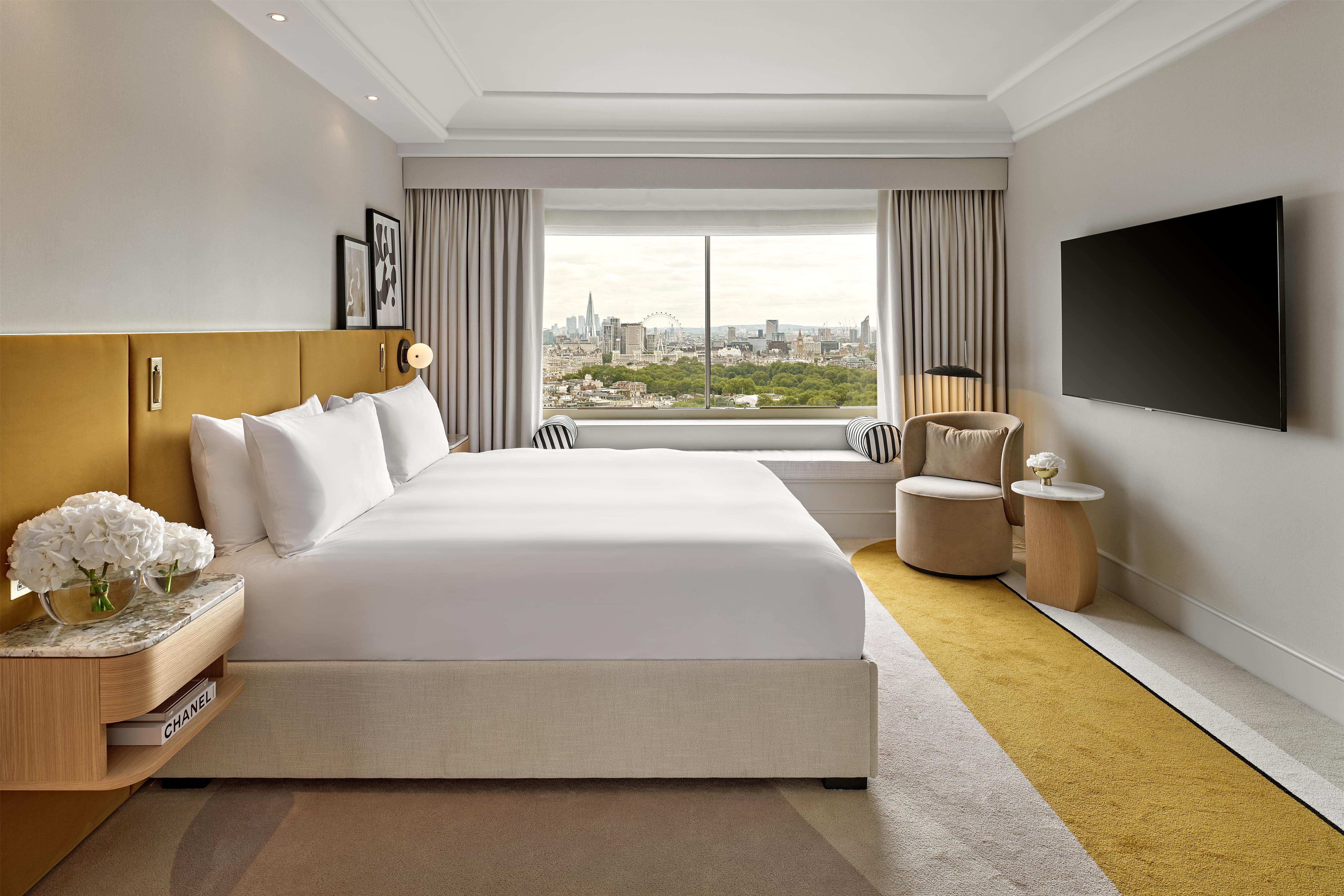 London Hilton on Park Lane Room Type - Hyde Park Signature Suite