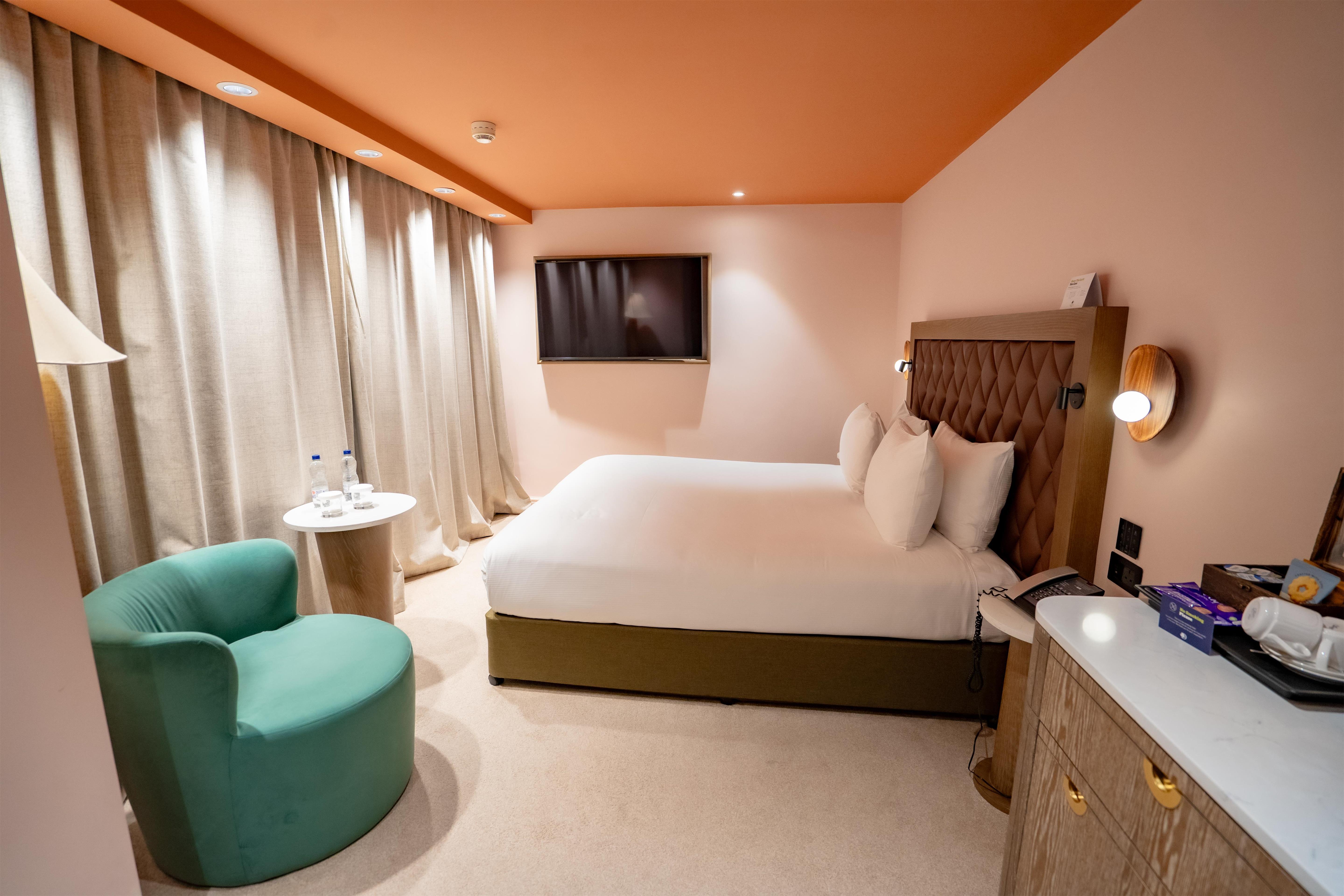 Doubletree by Hilton London Marble Arch Room Type - Superior King Room