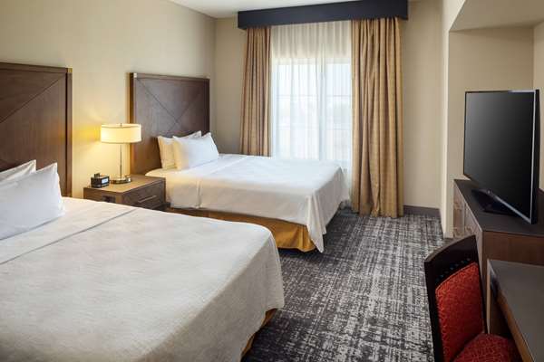  - Embassy Suites Laredo - I-35, Exit 3B