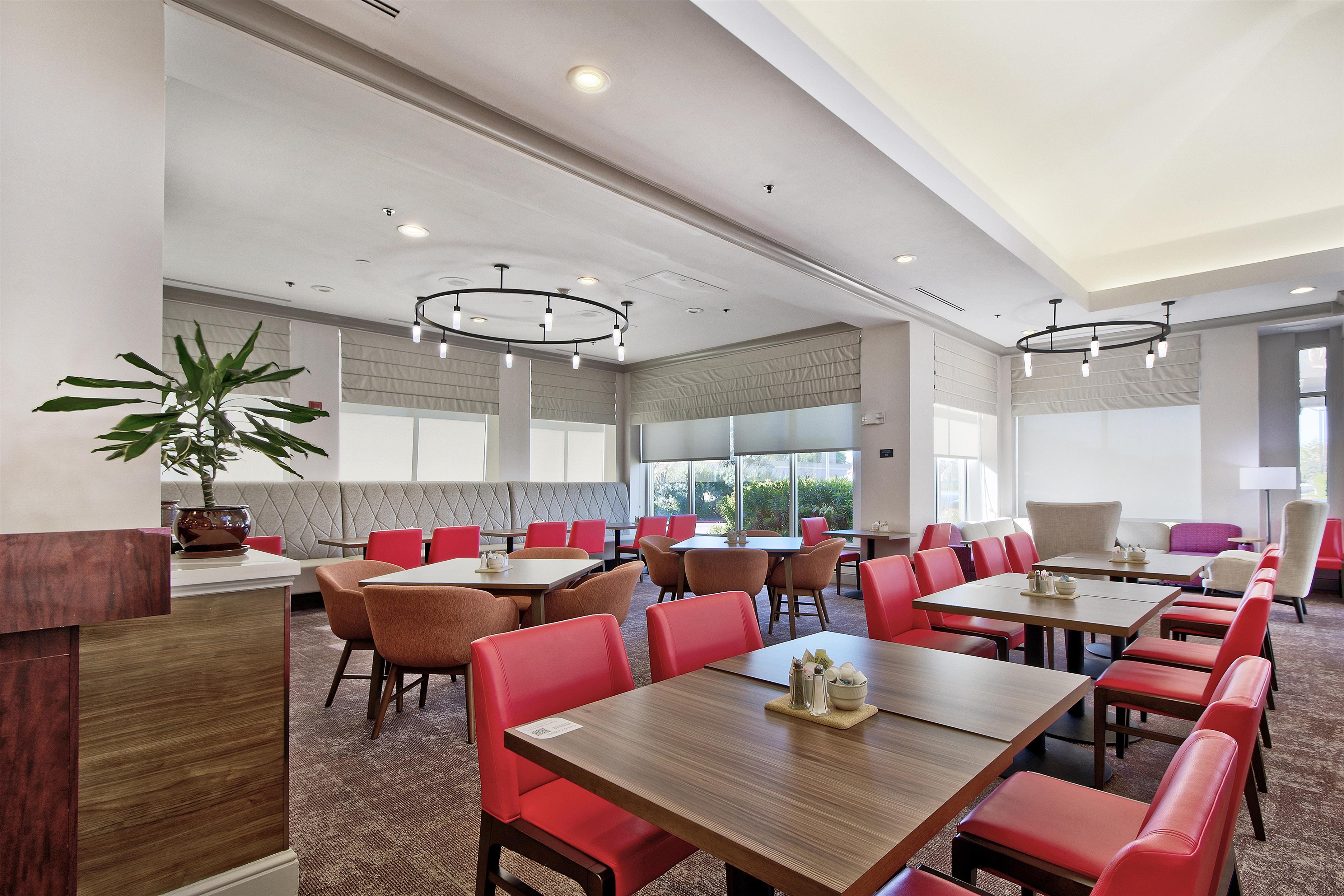 Restaurant | Hilton Garden Inn Livermore