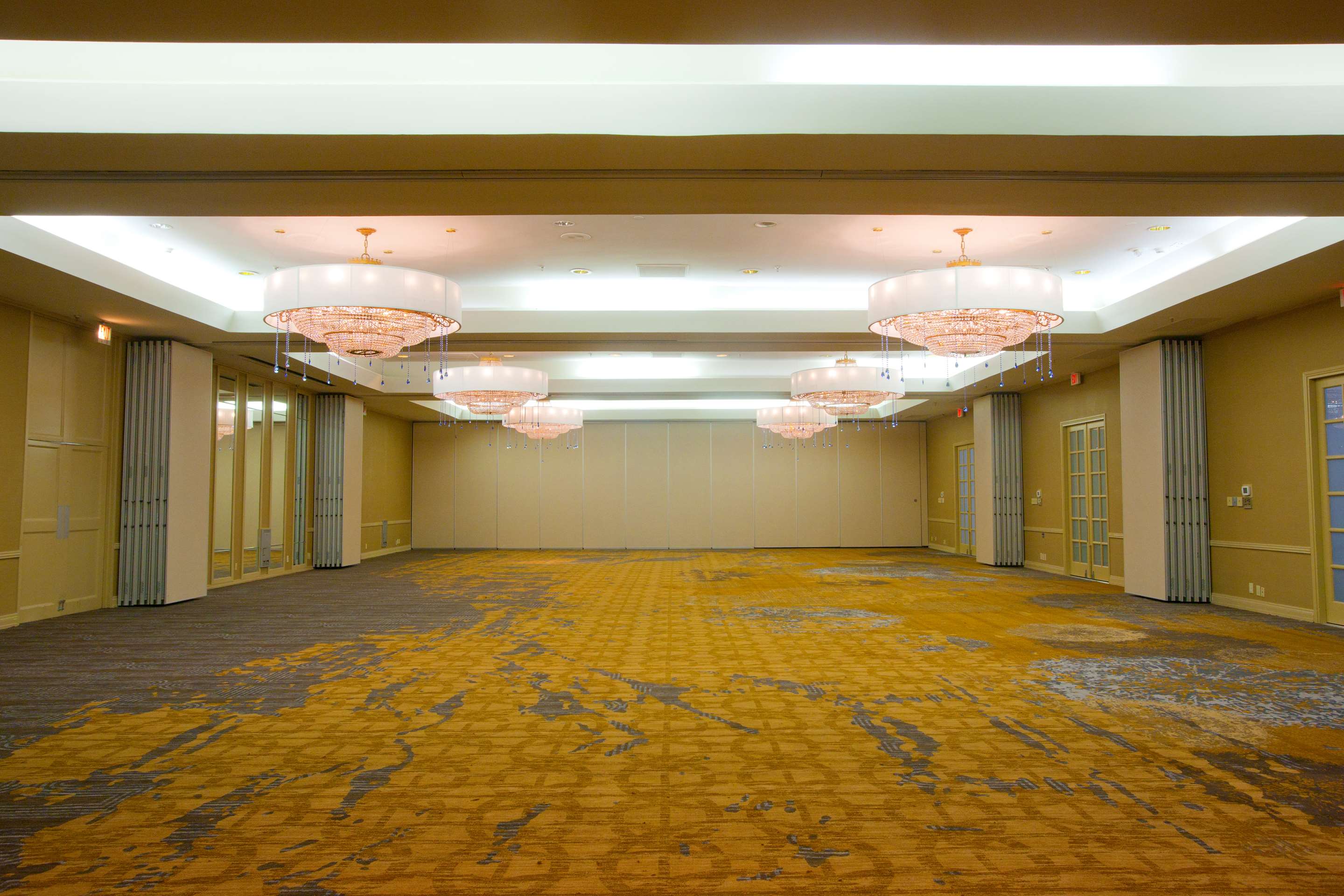 Meeting Room | DoubleTree by Hilton Hotel Midland Plaza