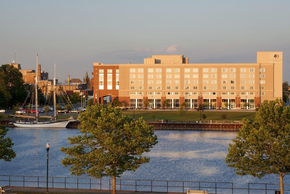 Exterior | DoubleTree by Hilton Bay City - Riverfront