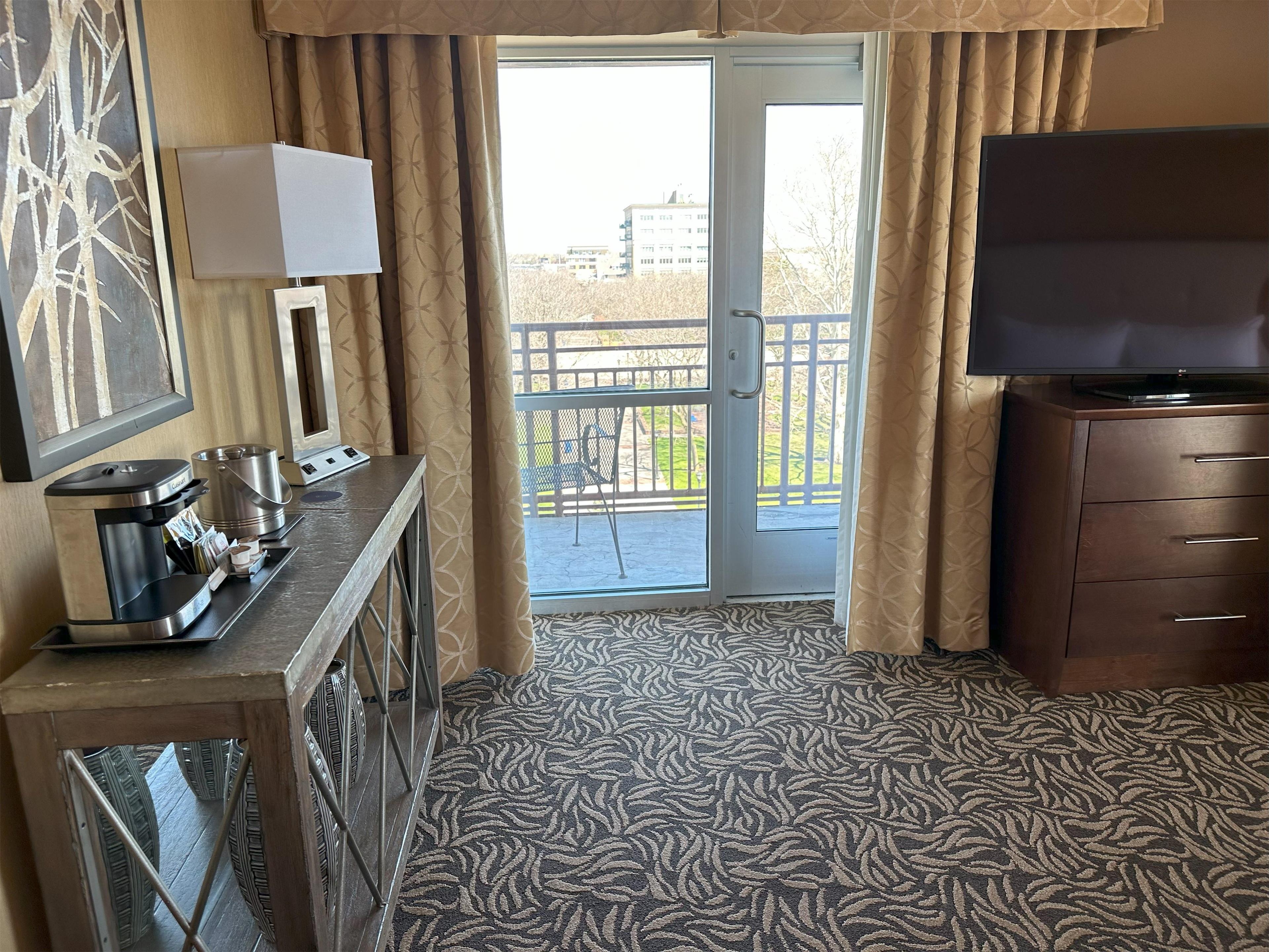 Guest room