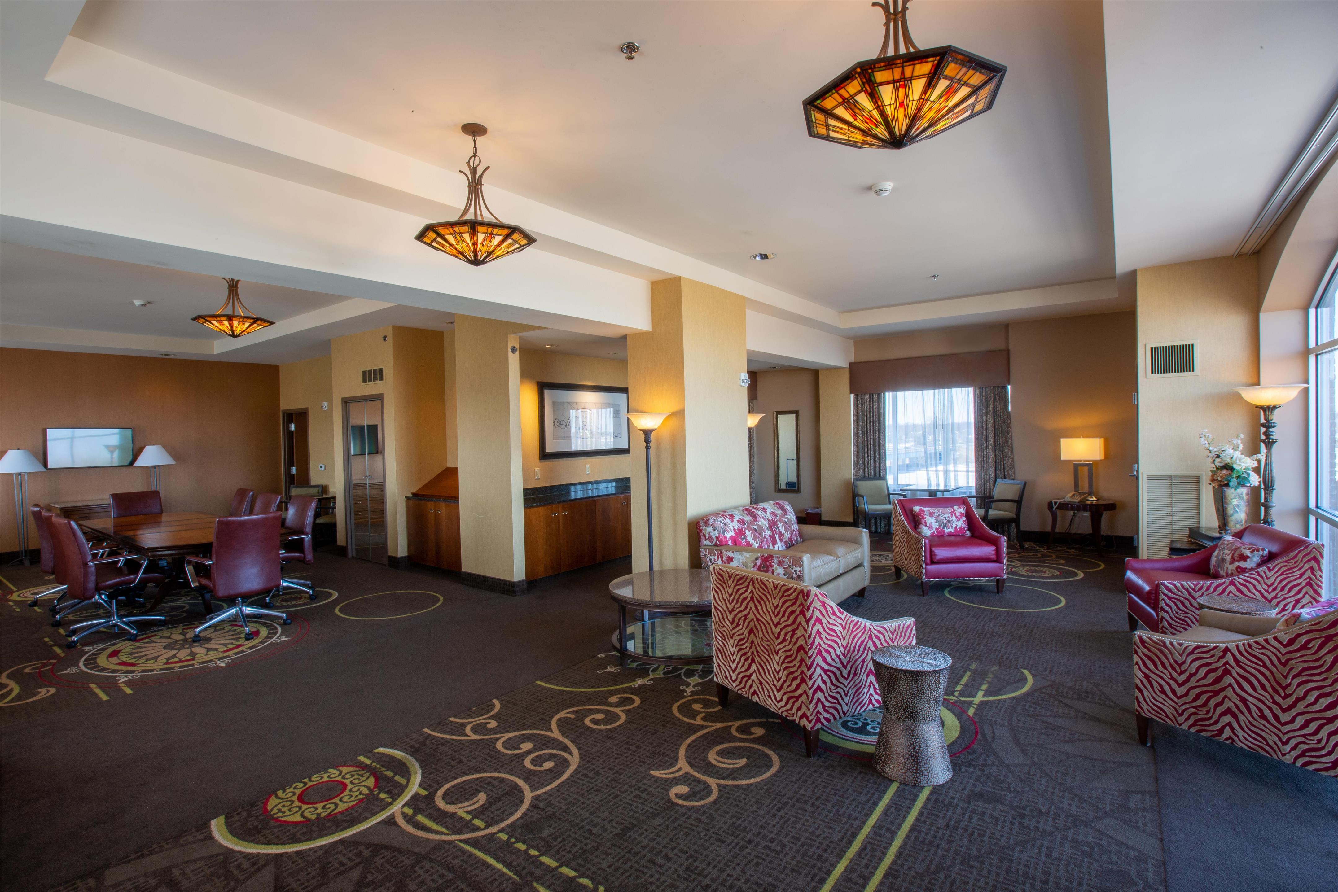 Meeting Room | DoubleTree by Hilton Bay City - Riverfront