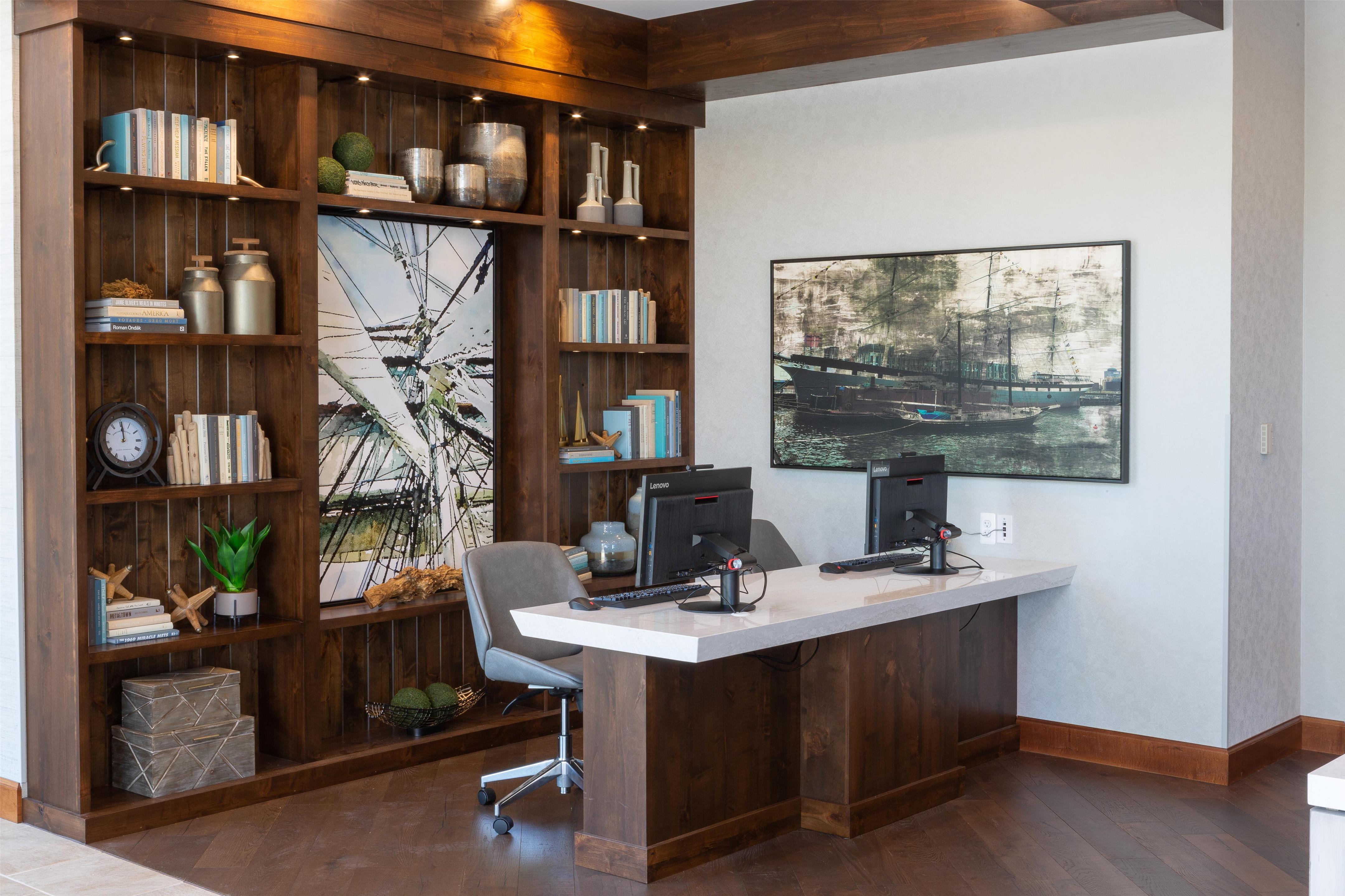 Business Center | DoubleTree by Hilton Bay City - Riverfront