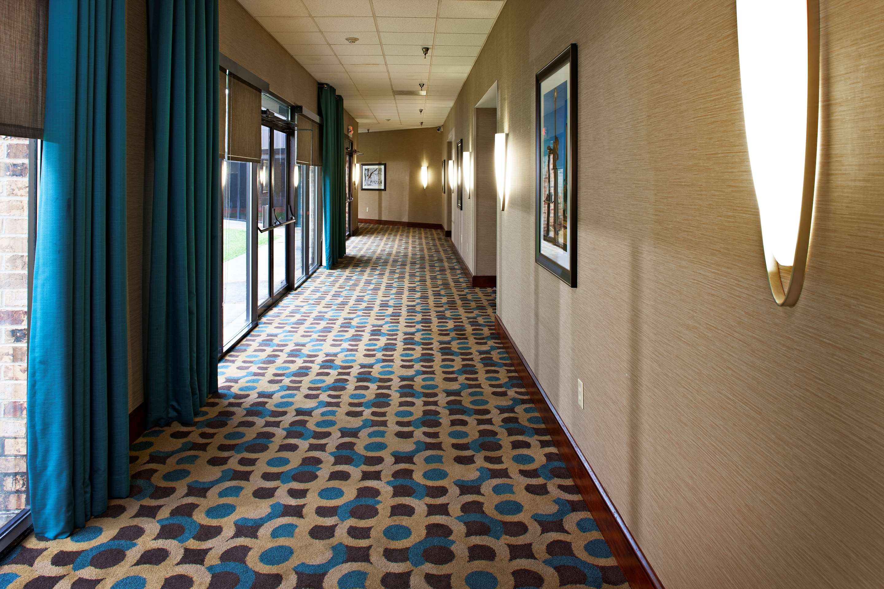 Meeting Room | DoubleTree by Hilton Murfreesboro