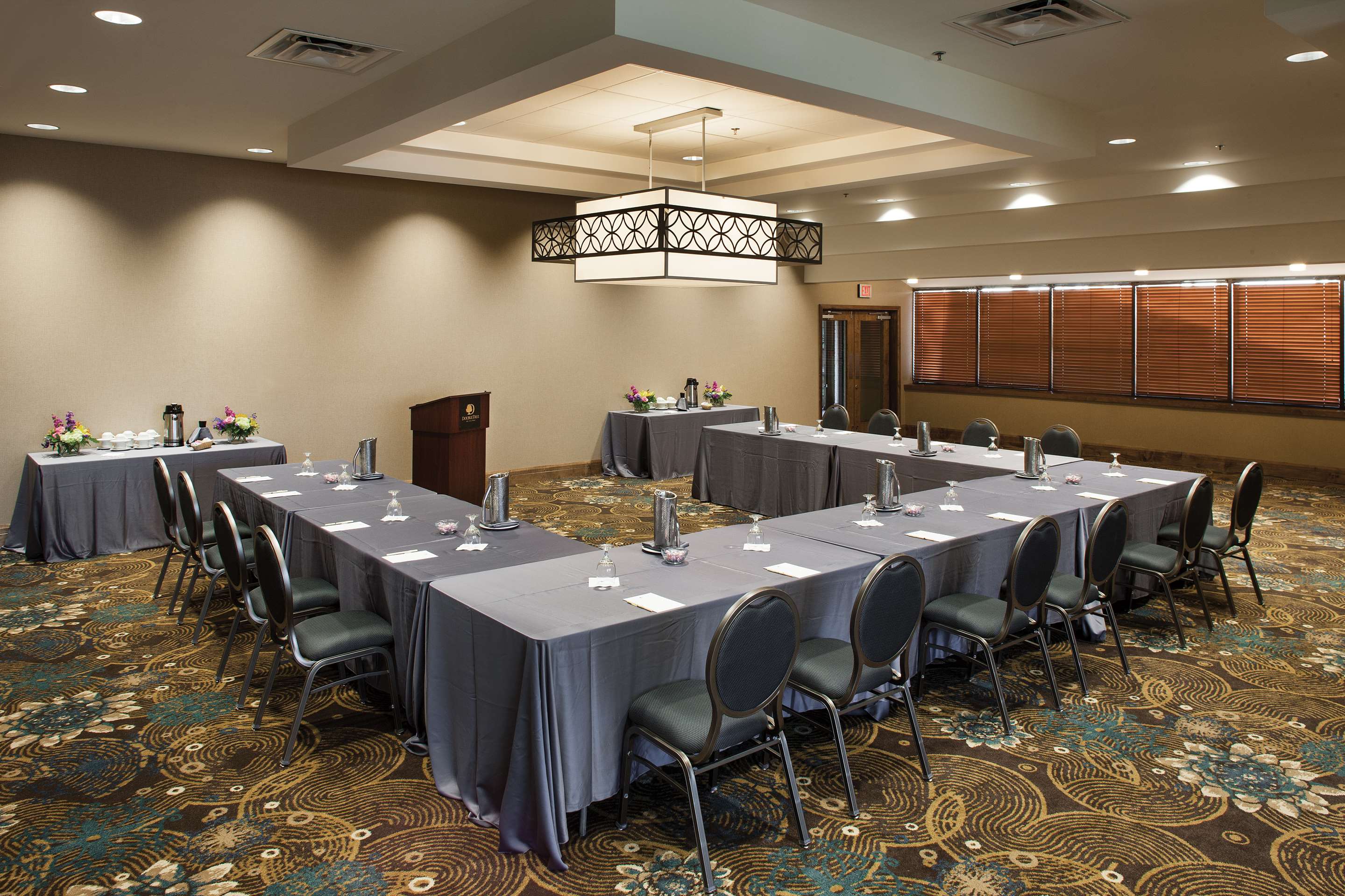 Meeting Room | DoubleTree by Hilton Murfreesboro