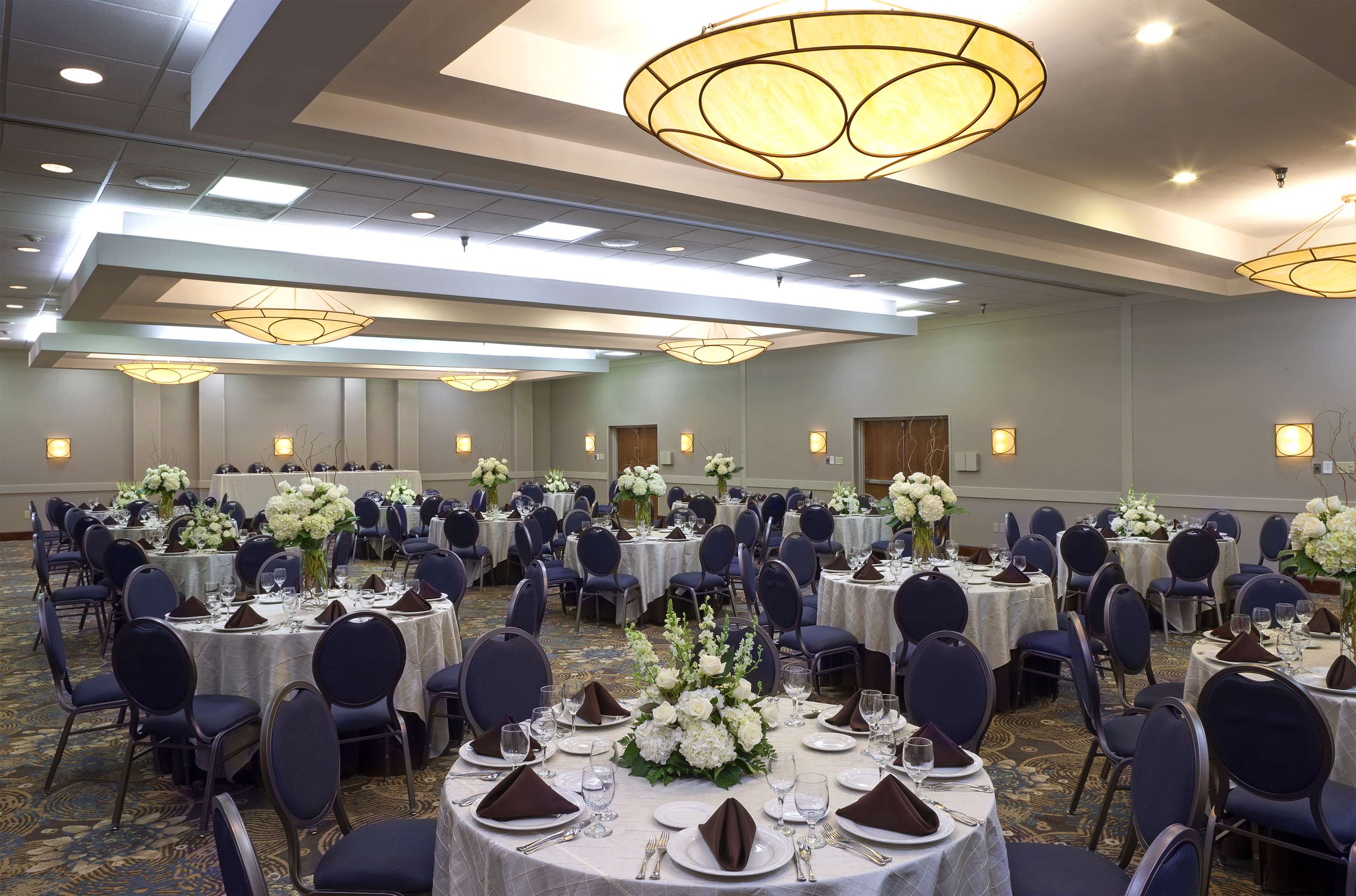 Restaurant | DoubleTree by Hilton Murfreesboro