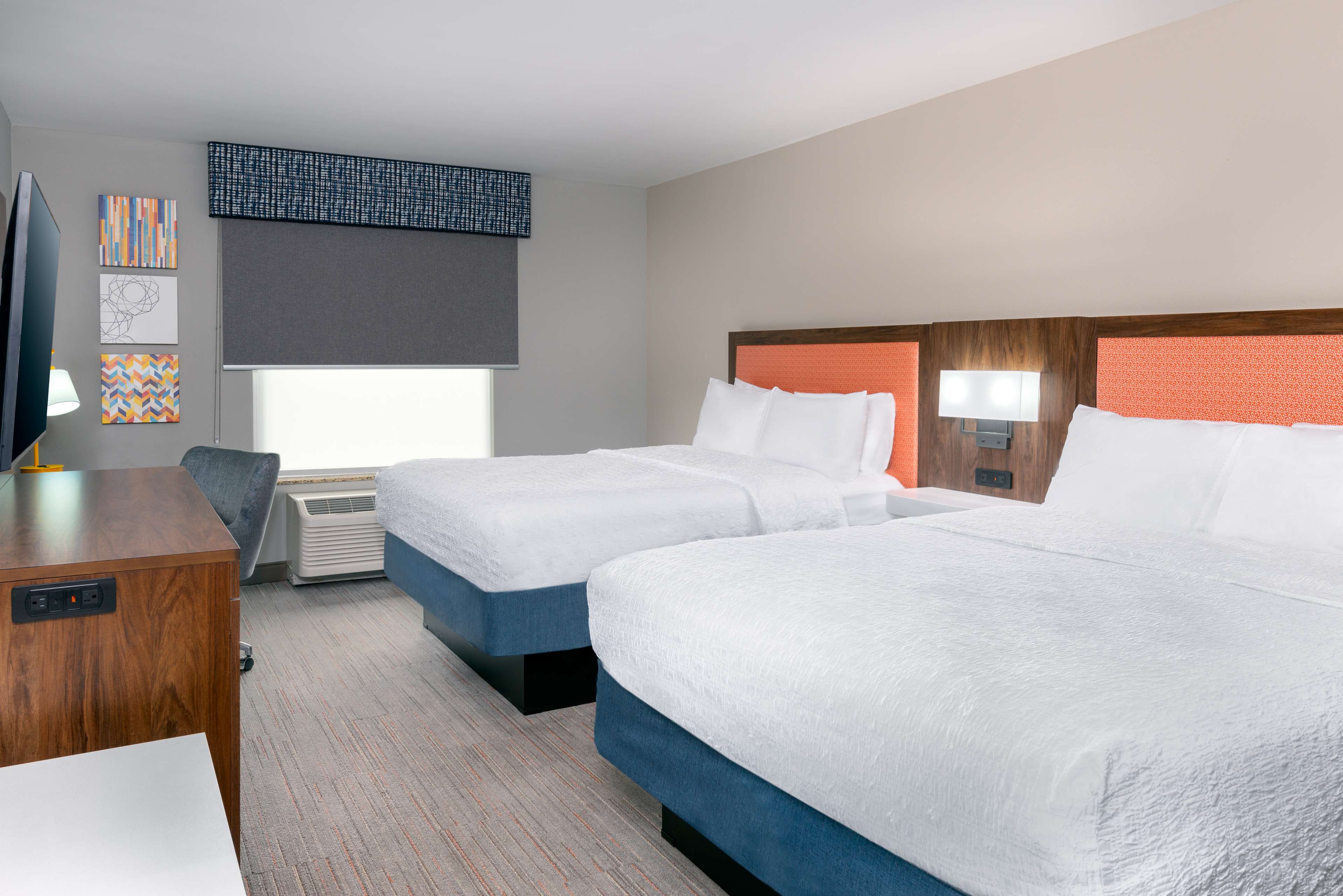Hampton Inn & Suites by Hilton Murfreesboro Room Type - 2 QNS REFRIG MICRO NONSMOK