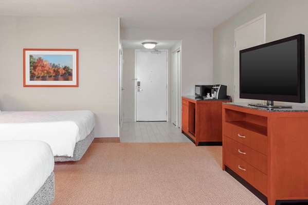  - Hilton Garden Inn Independence - I-70, Exit 17