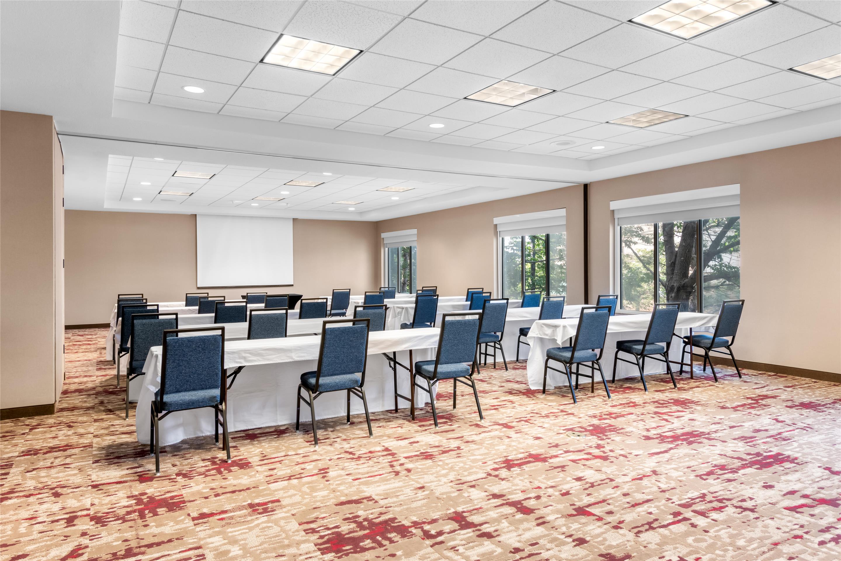 Meeting Room | Hilton Garden Inn Overland Park