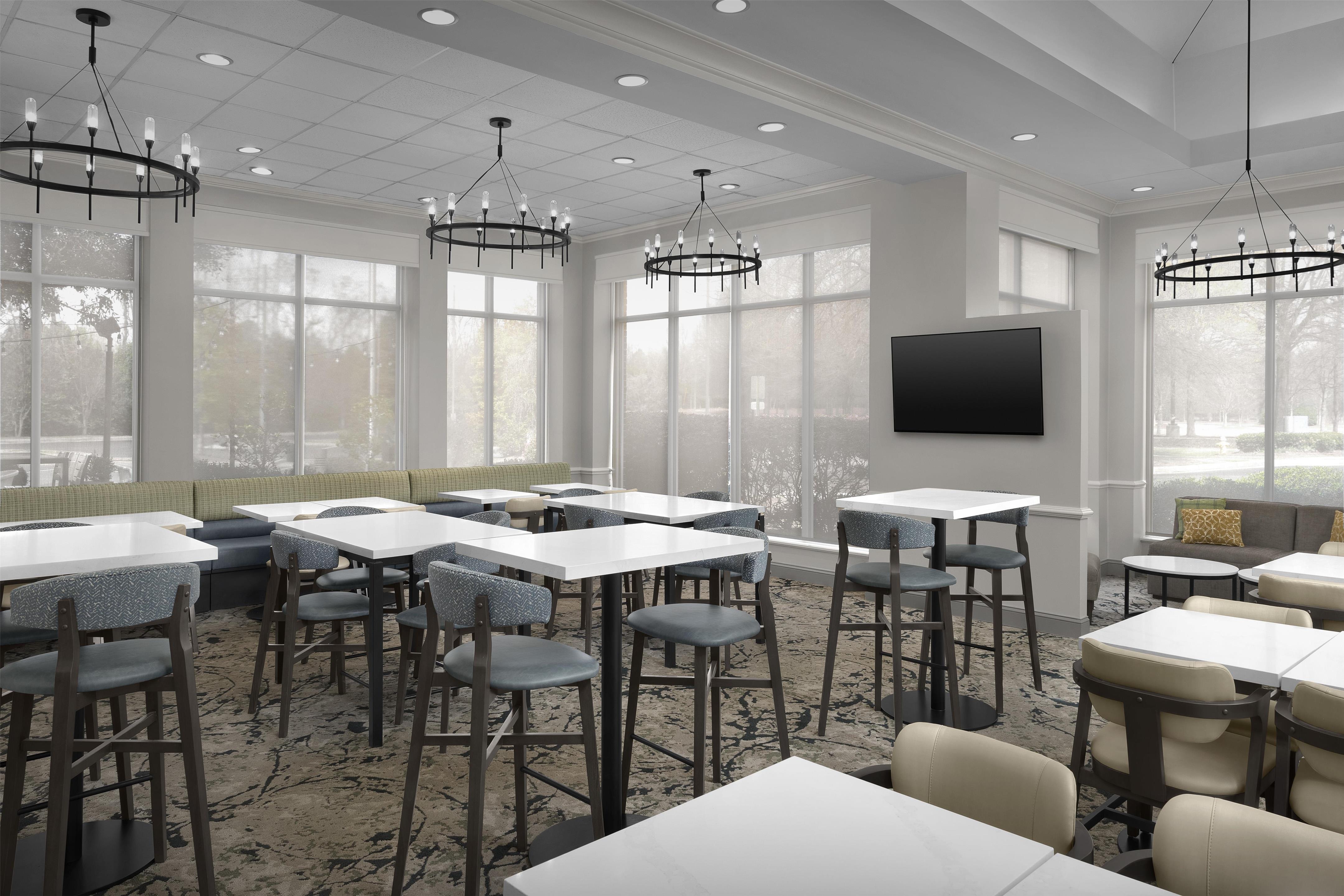 Restaurant | Hilton Garden Inn Macon / Mercer University
