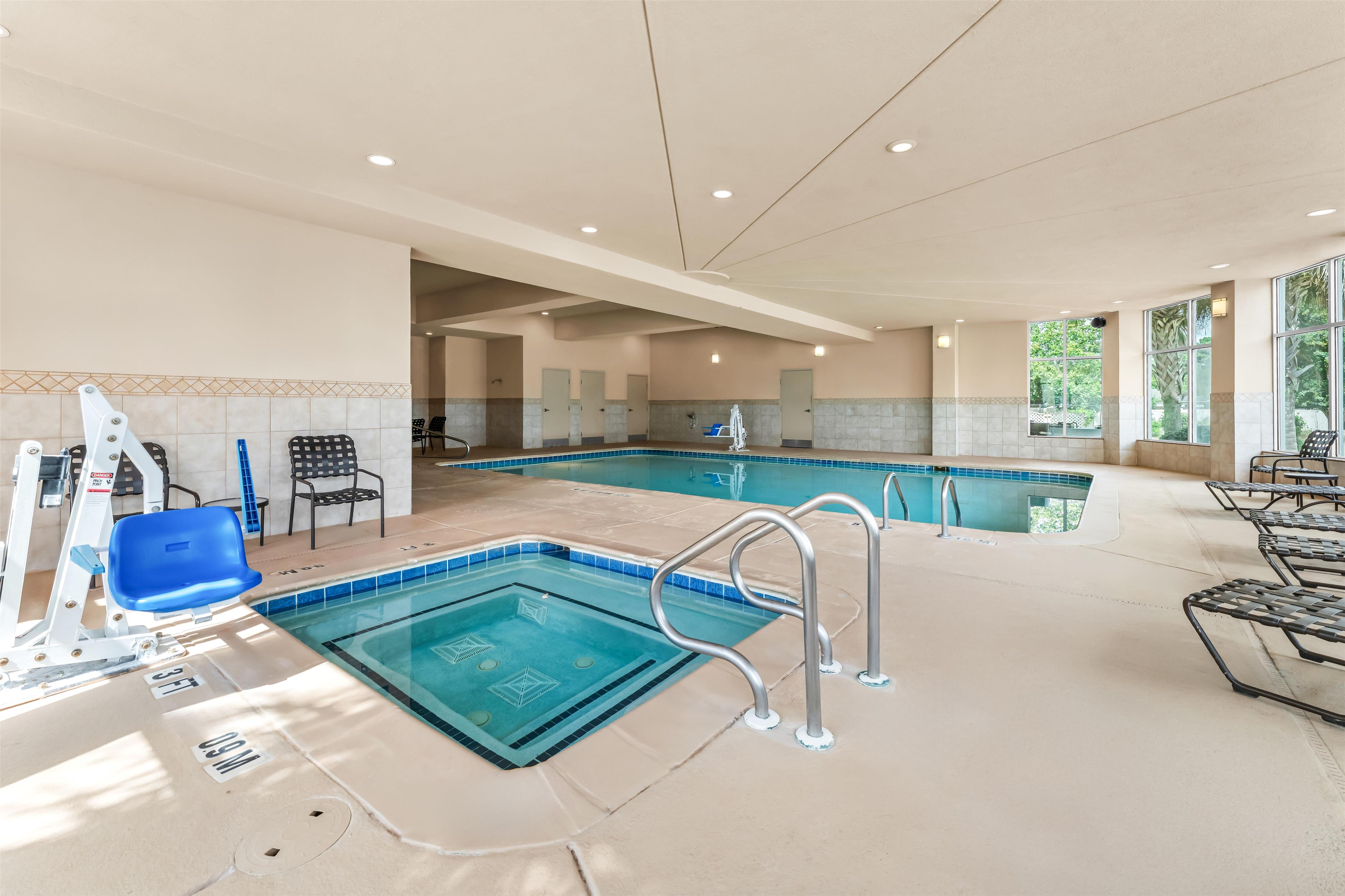 Pool | Hilton Garden Inn Warner Robins